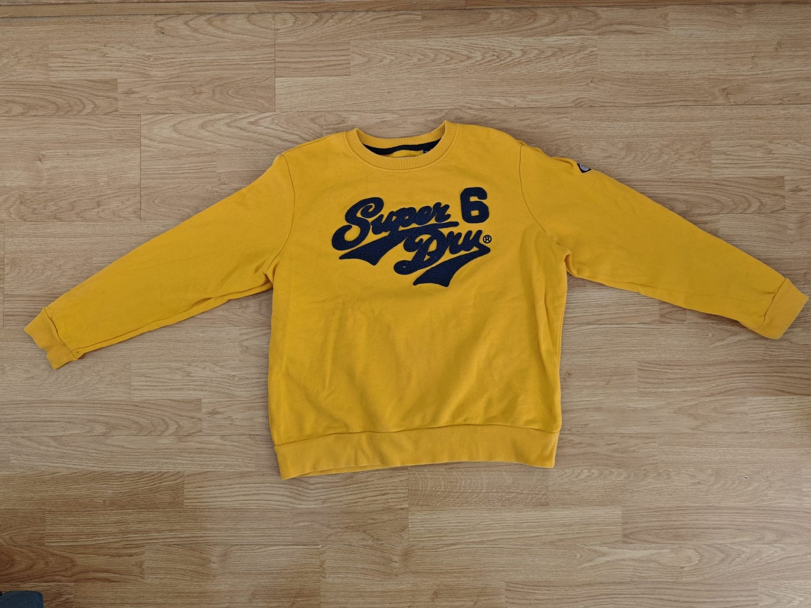 Superdry dames sweater geel met logo – maat 40/L, Ophalen of Verzenden, Zo goed als nieuw, Maat 42/44 (L), Geel