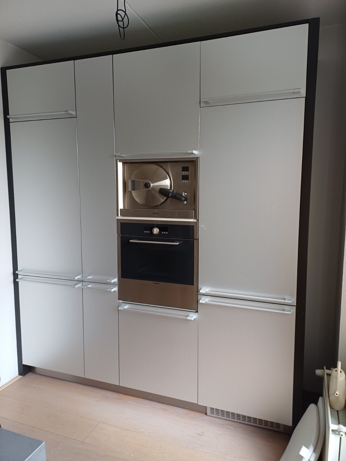 Keuken gratis, hoge wand, eiland, appparatuur, Ophalen, Inbouw, Inductie, 4 kookzones