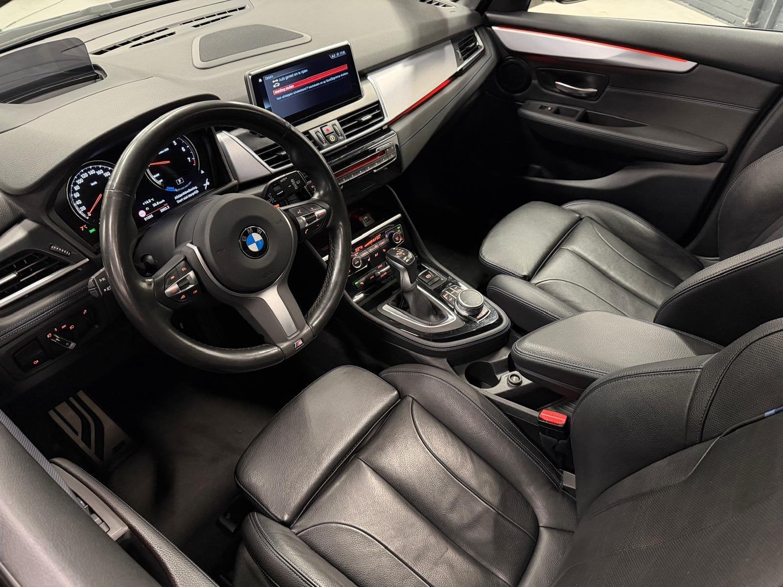BMW 2-serie Active Tourer 225xe iPerformance / Pano / Camera, 136 pk, Gebruikt, Zwart, Zwart