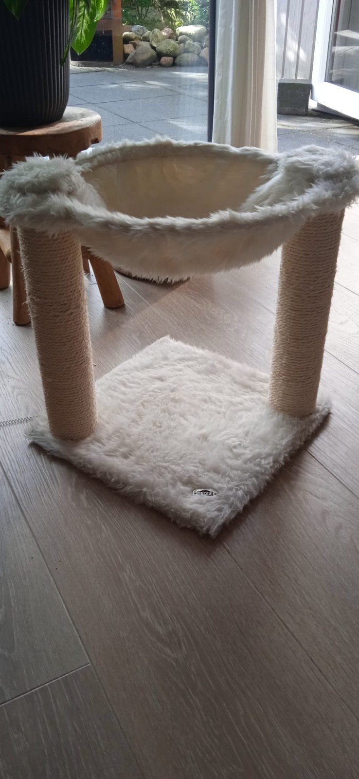 Trixie kleine katten krabpaal wit, Ophalen, Zo goed als nieuw, Krabpaal