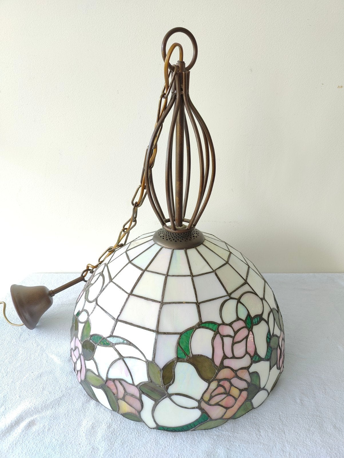 Tiffany Stijl Hanglamp met Rozenmotief, Huis en Inrichting, Lampen | Hanglampen, Gebruikt, Glas, Metaal, E27 (groot), Ophalen of Verzenden