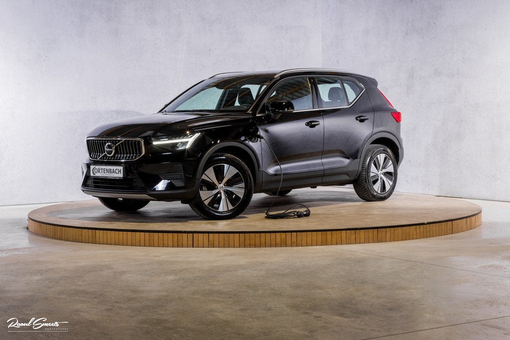 Volvo XC40 1.5 T4 Plug-in hybrid Plus Bright | Adaptieve Cru, Auto's, Volvo, 12 maanden, Stof, Zwart, Zwart