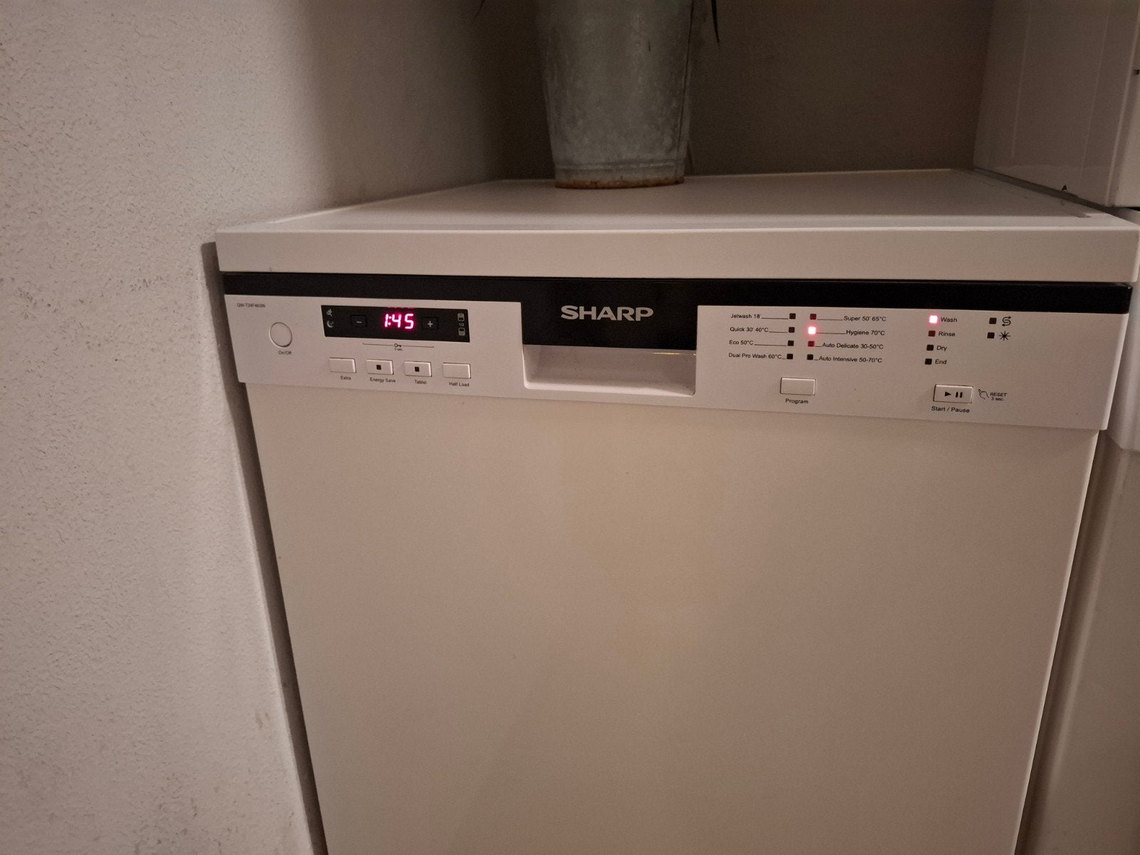 Sharp vaatwasser, zo goed als nieuw, energieklasse AAA, Witgoed en Apparatuur, Ophalen, 60 cm of meer, Zo goed als nieuw, Energieklasse A of zuiniger
