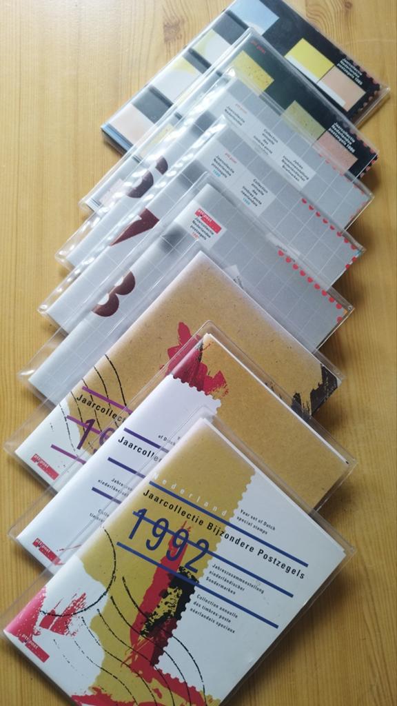 Jaarcollectie 1985 - 1992 bijzondere postzegels Nederland, Ophalen of Verzenden