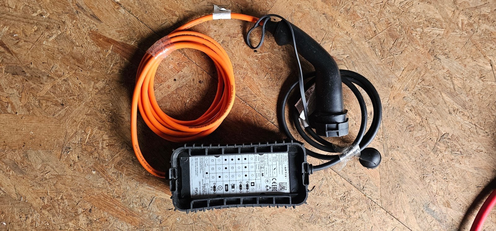 Aptiv Mode 2 Laadkabel voor Elektrische Auto - 1.8 kW, Ophalen, Nieuw, Universele onderdelen