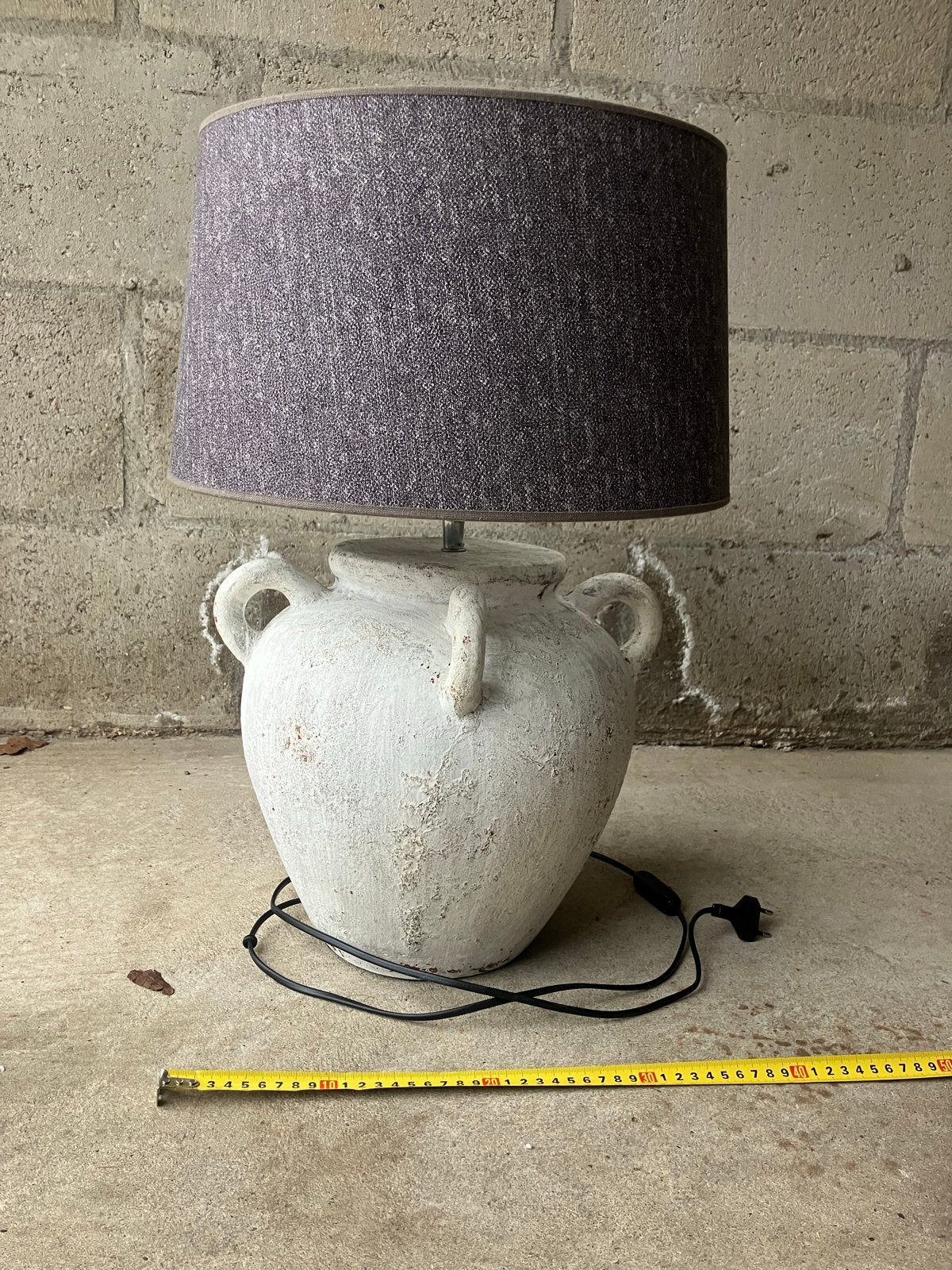 Unieke Tafellamp met Antieke stijl Pot Voet en Grijze Kap, Ophalen, Vintage, Keramiek, E27 (groot)