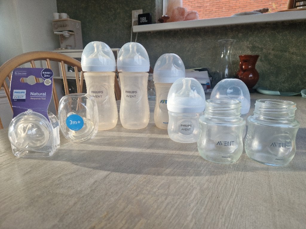 Compleet pakket 7 Philips Avent babyflessen 6 NIEUWE spenen, Gebruikt, Inclusief flessen, Babyfles, Philips Avent