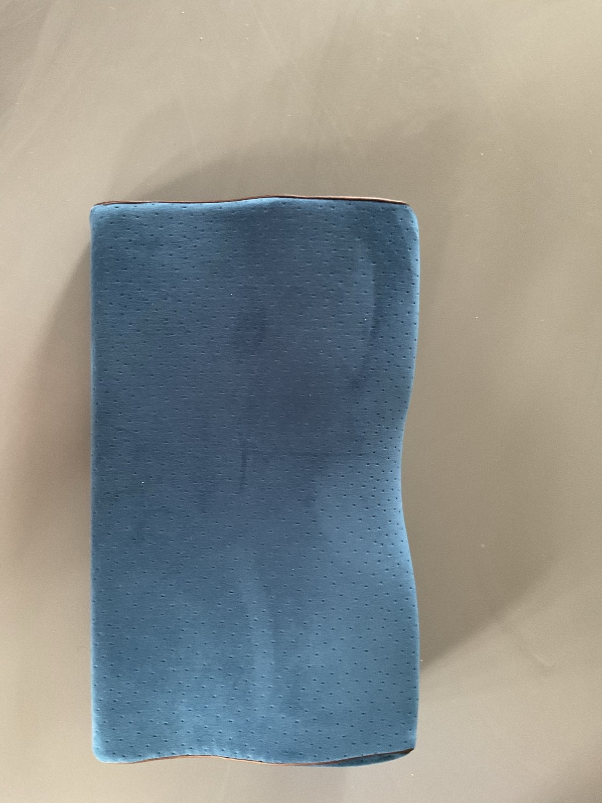 Foam orthopedisch hoofdkussen - Ergonomisch en comfortabel, Eenpersoons, Blauw, Ophalen of Verzenden, Zo goed als nieuw