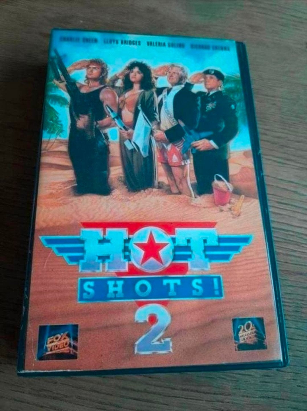 Hot Shots 2 videoband. Charlie Sheen., Gebruikt, Ophalen of Verzenden, Actie en Avontuur, Vanaf 12 jaar
