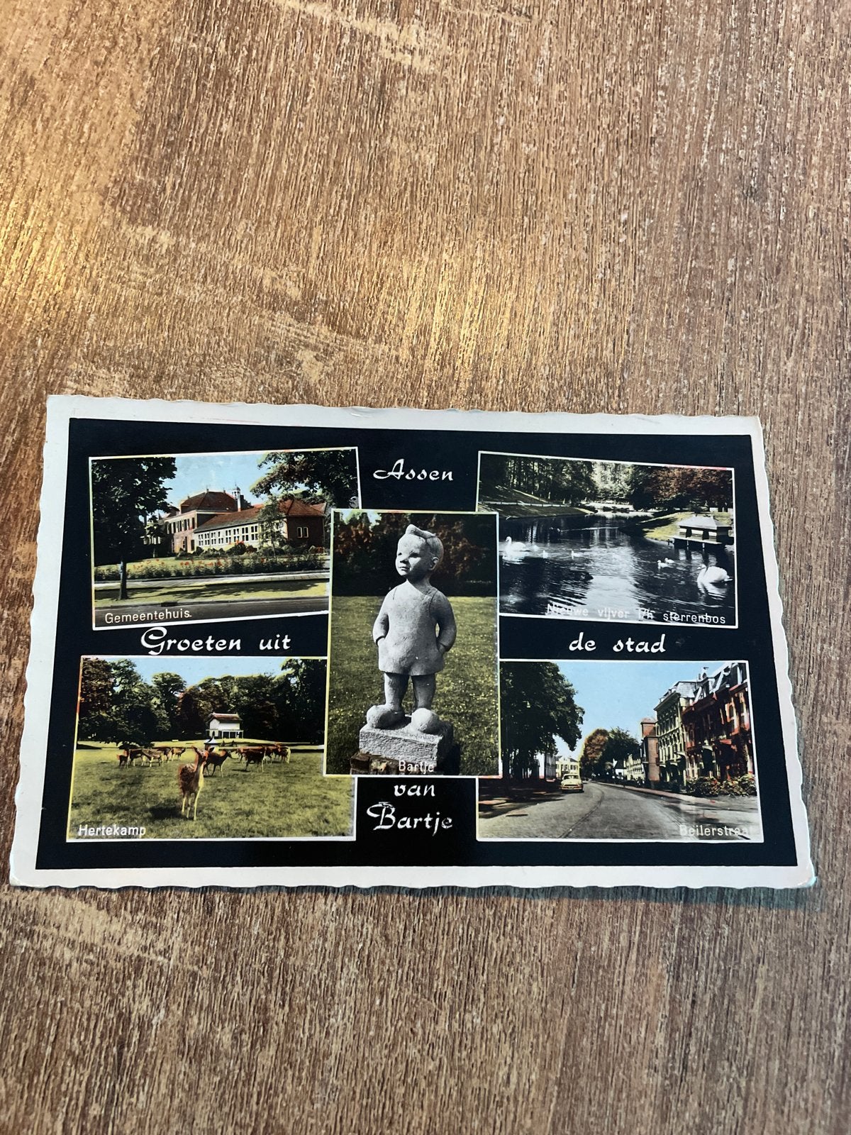 Oude ansichtkaart Assen - Gemeentehuis, Bartje, Hertenkamp, Verzamelen, Ophalen of Verzenden, 1960 tot 1980, Gelopen