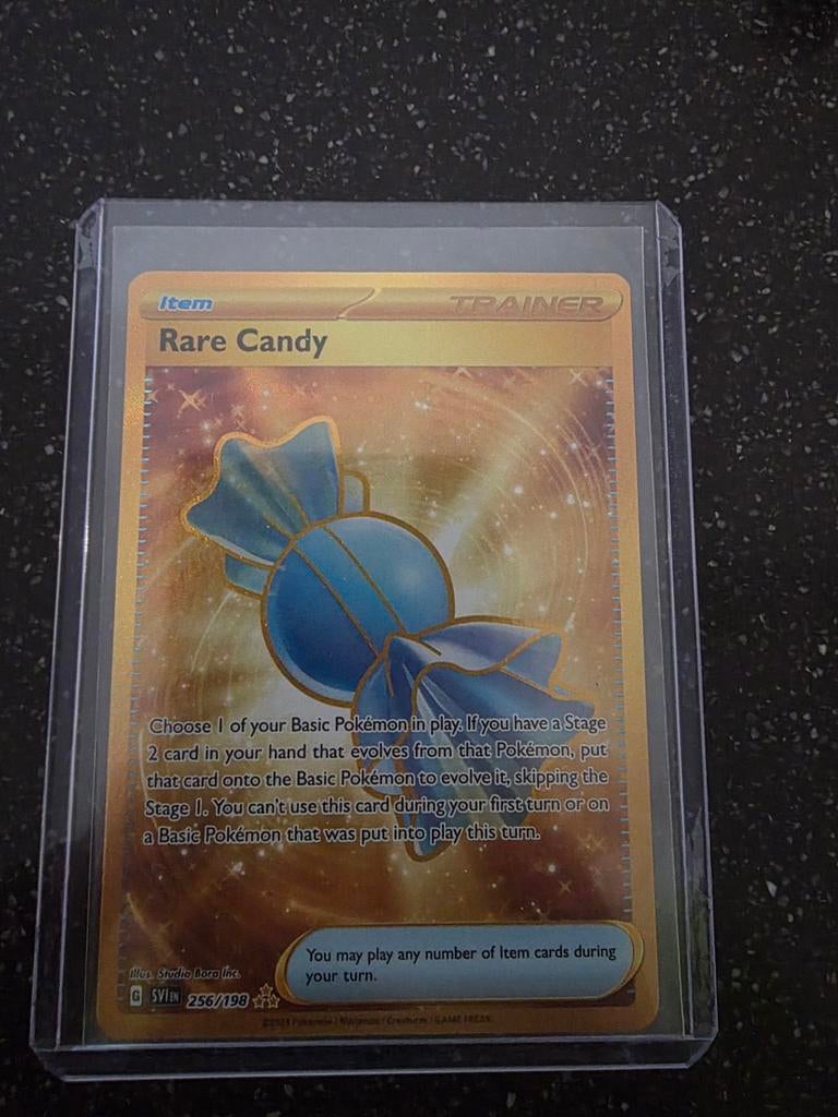 Rare candy 256/198 scarlet & violet, Hobby en Vrije tijd, Verzamelkaartspellen | Pokémon, Ophalen of Verzenden, Zo goed als nieuw