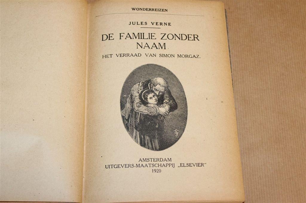 Familie Zonder Naam Deel 1 — Verne Wonderreizen Schaars 1920, Ophalen of Verzenden, Gelezen