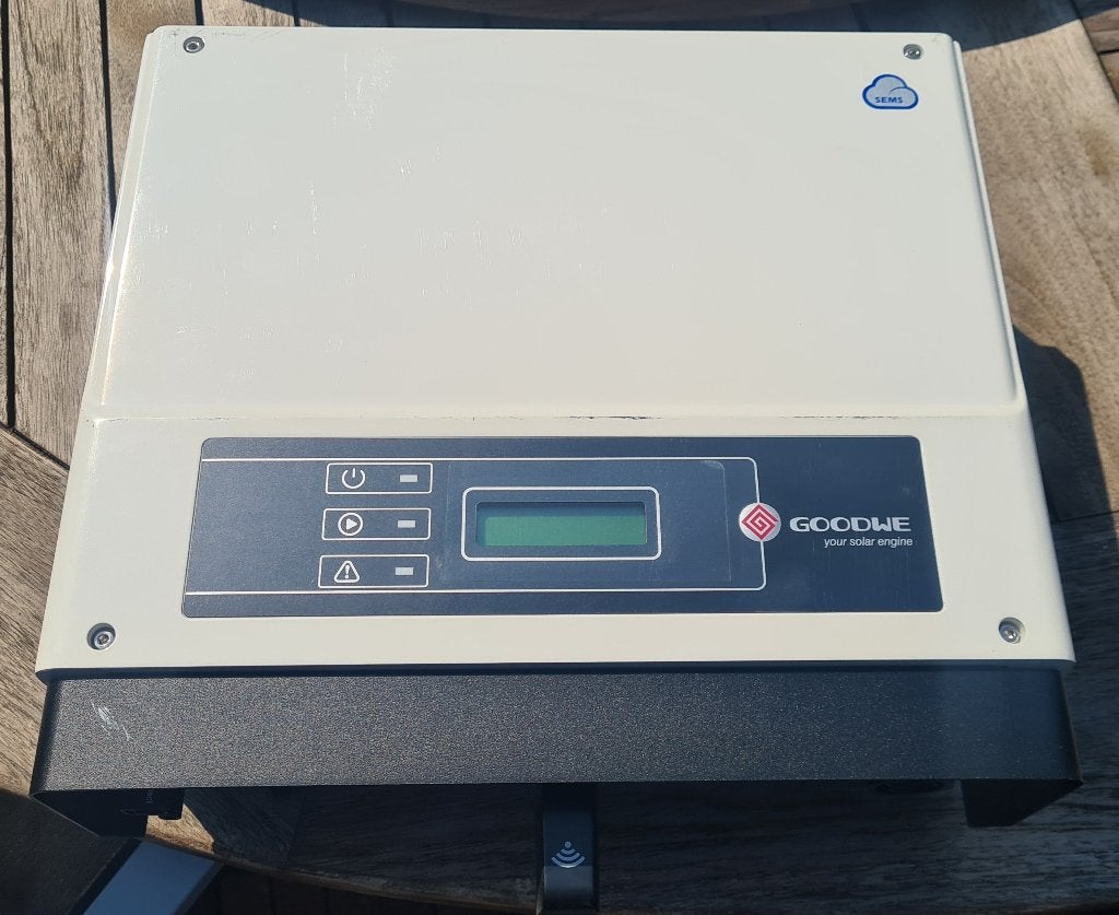 Goodwe GW1000-NS PV inverter . Grid tied PV inverter, Ophalen, Overige materialen, Overige kleuren, Overige typen