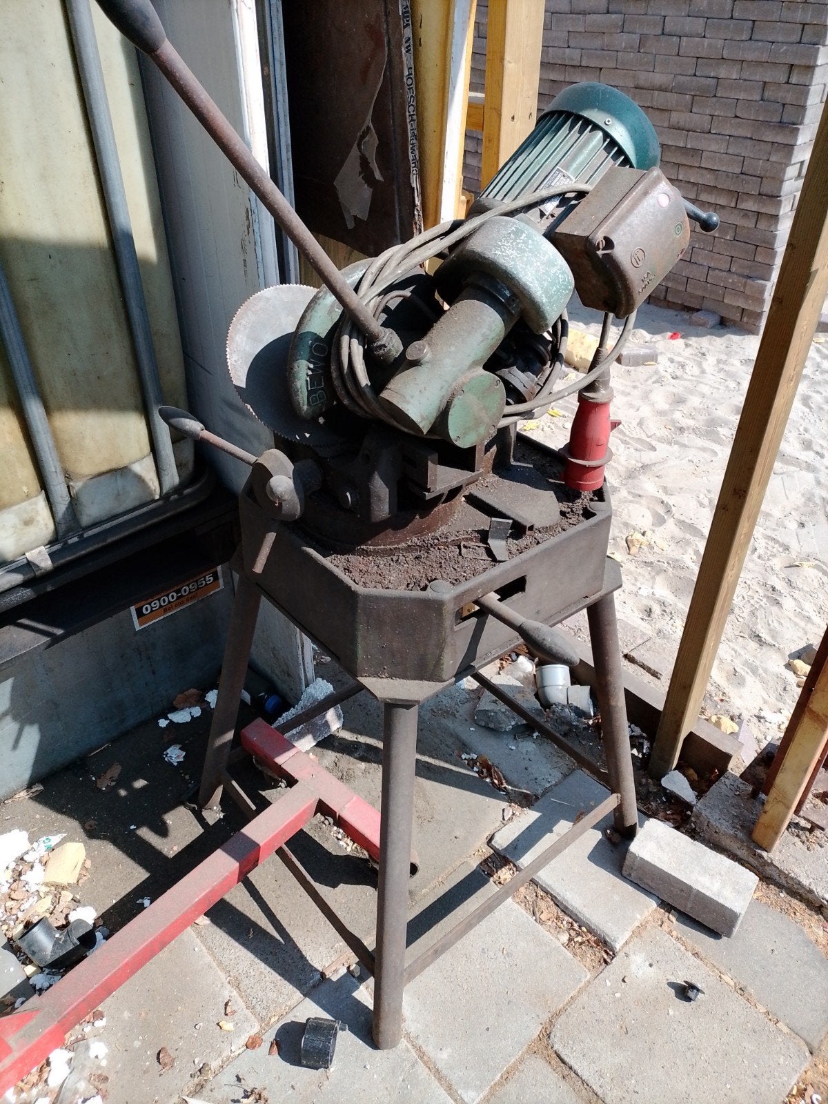 bewo zaag, Ophalen, Gebruikt, 600 tot 1200 watt, Afkortzaag