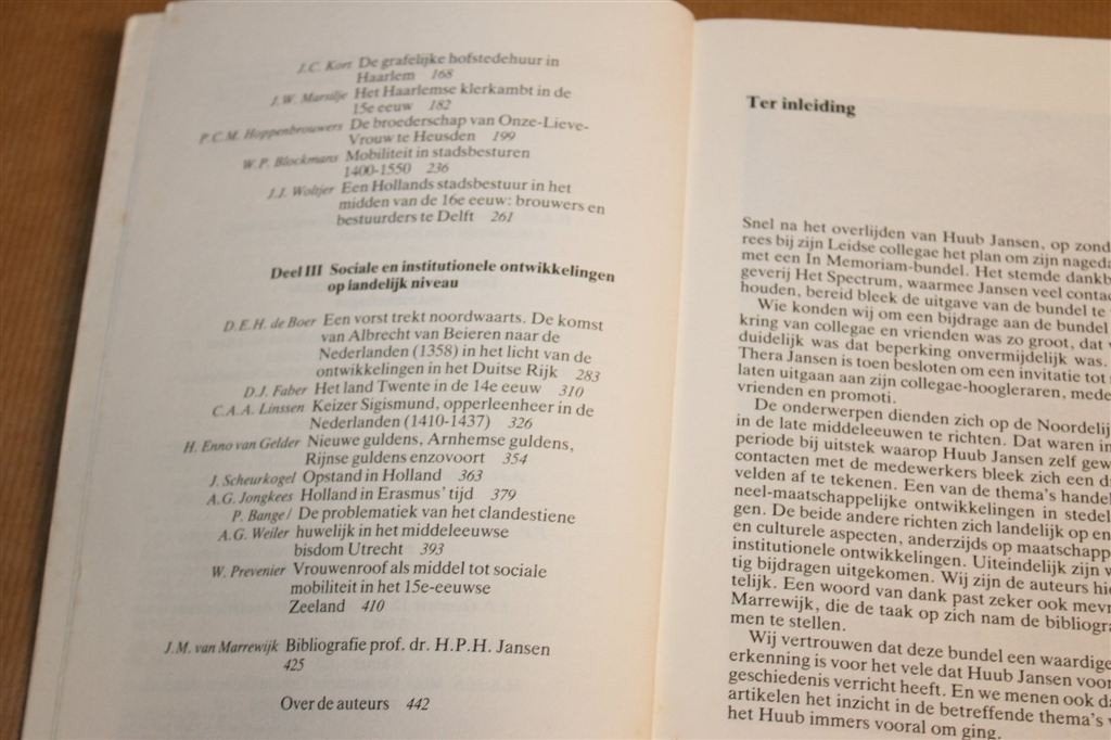 De Nederlanden in de Late Middeleeuwen — Aula Paperback 1987, Ophalen of Verzenden, 14e eeuw of eerder, Gelezen