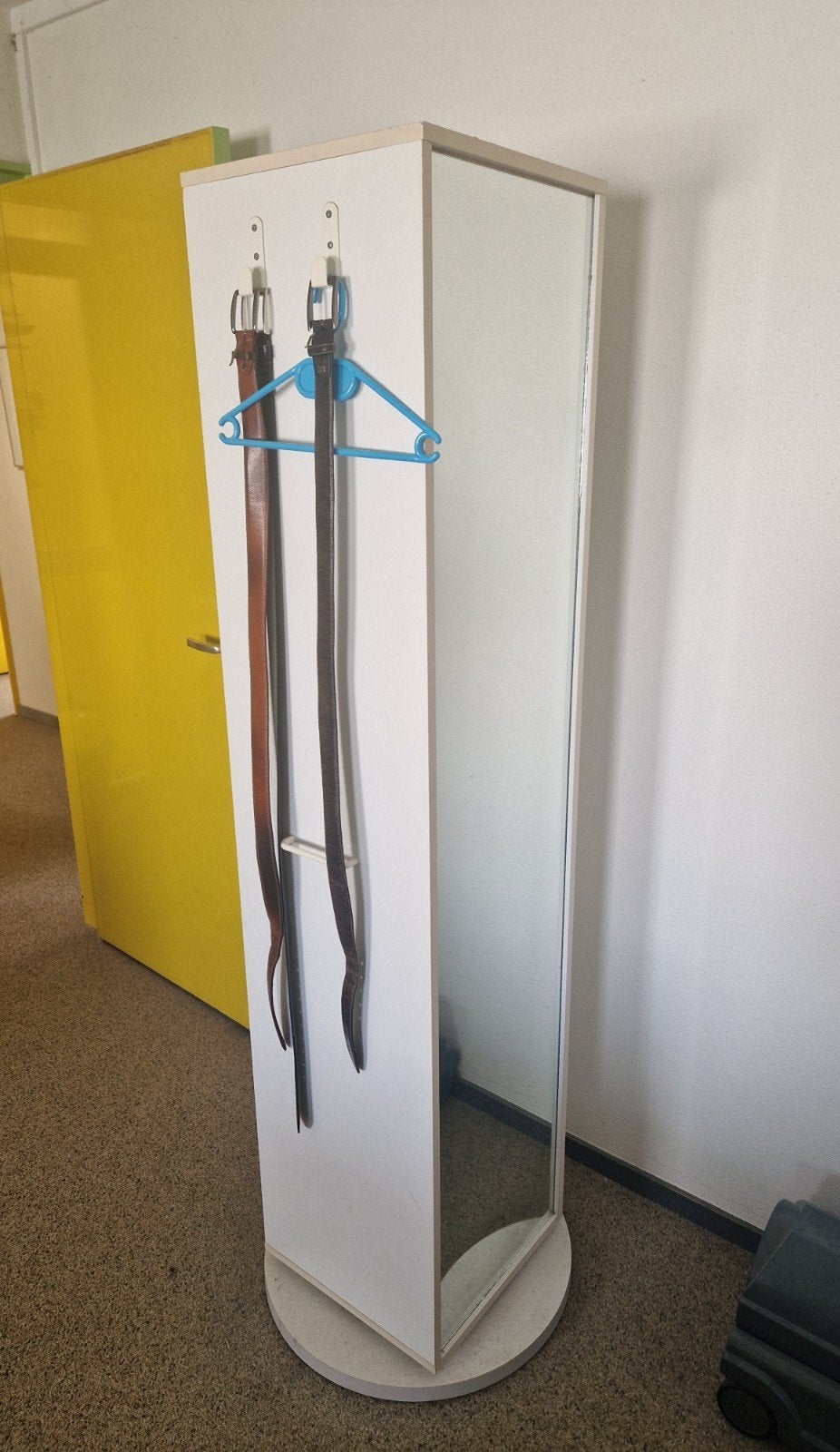 Vintage IKEA KAJAK draaibare spiegelkast, Ophalen