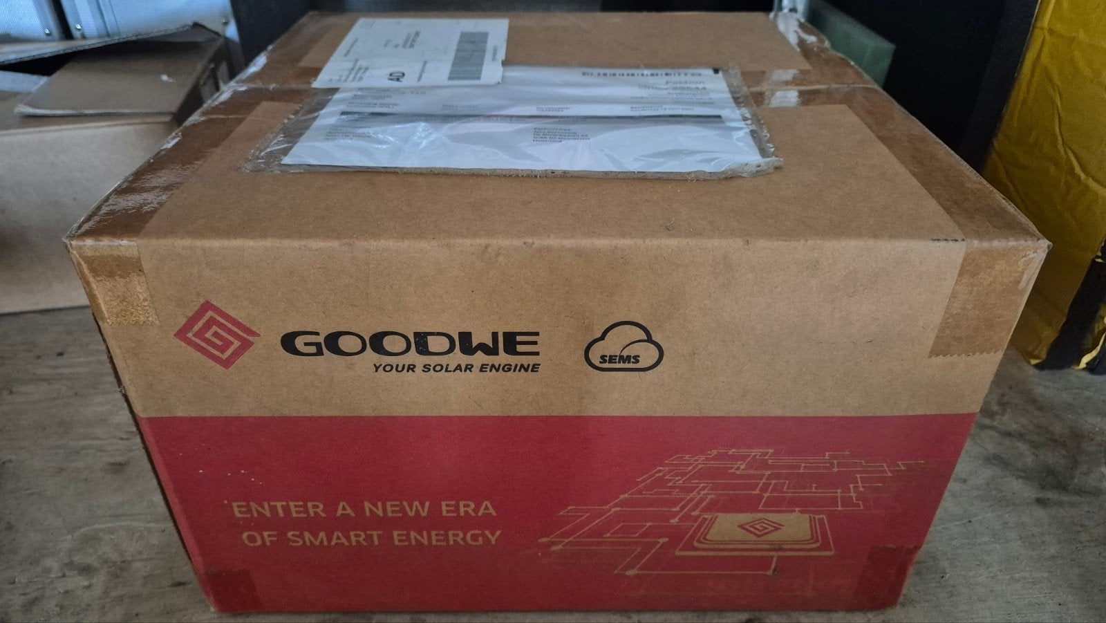 Goodwe GW1000-XS omvormer met WiFi - Nieuw in doos, Ophalen of Verzenden, Nieuw, Overige merken, Omvormer