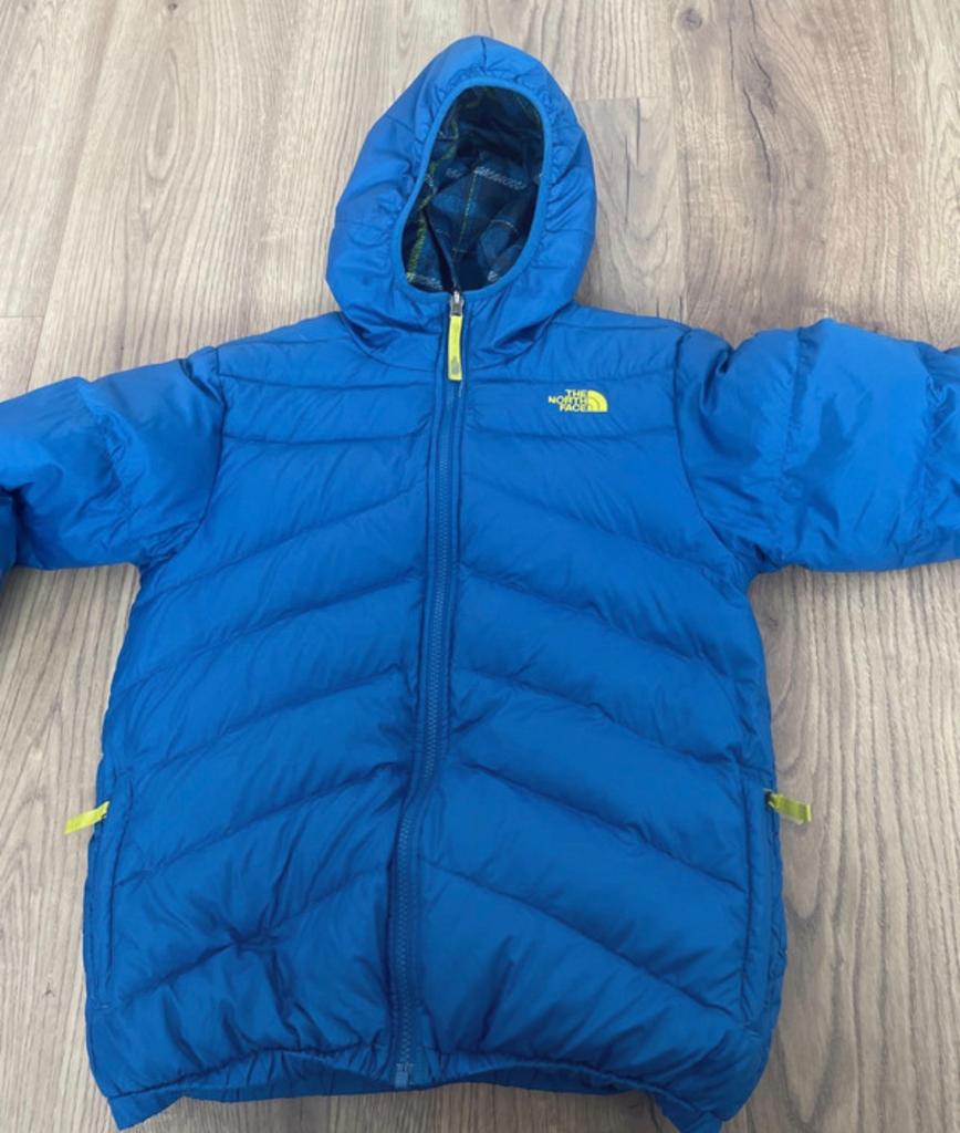 Warme The north face winterjas 128, Ophalen of Verzenden, Nieuw, Jongen, Jas