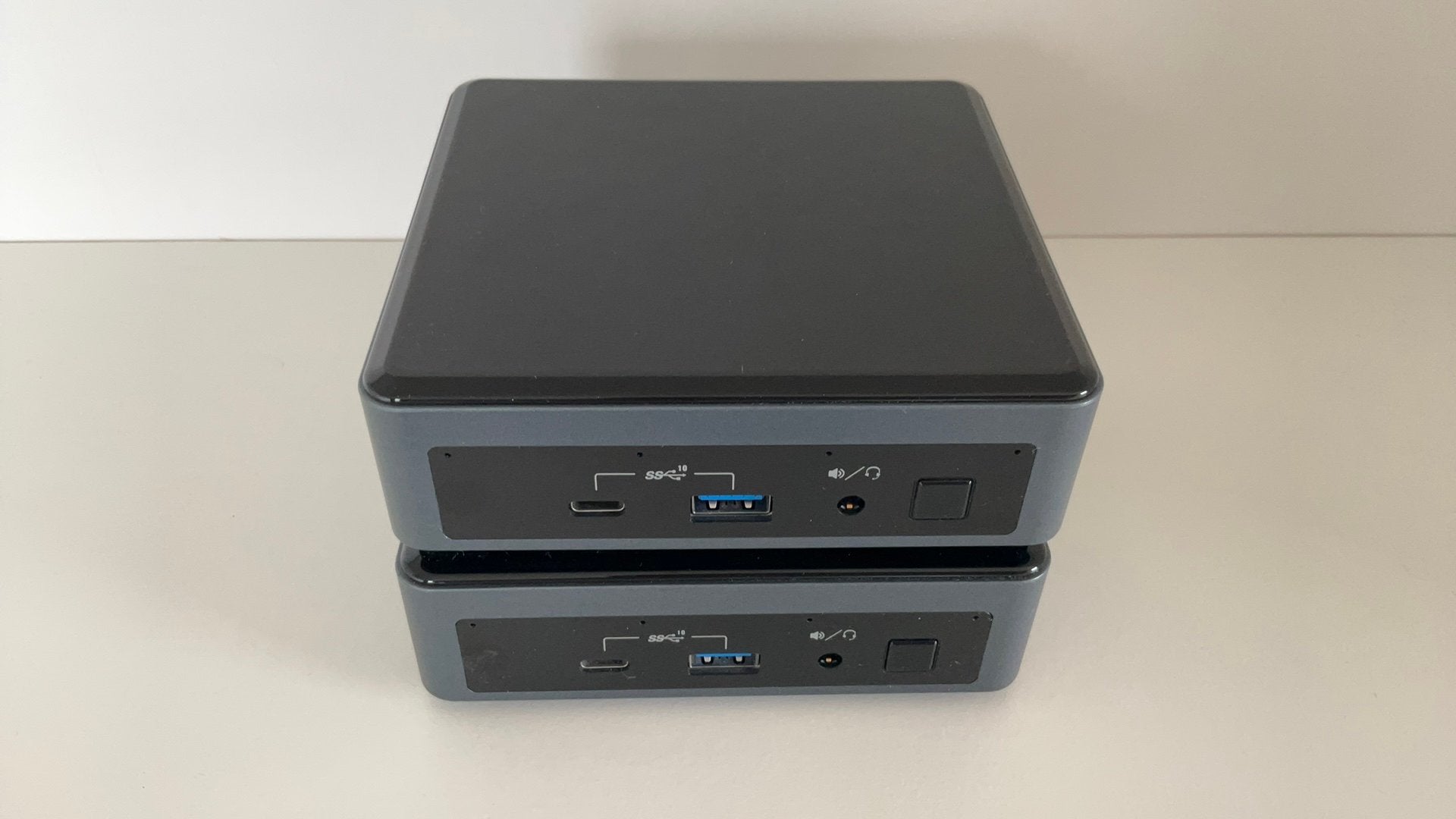 2 x Intel NUC 10i3FNK2 mini PC's, Ophalen, Gebruikt, 2 tot 3 Ghz, 8 GB