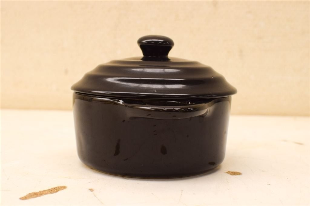Mini pannetje van porselein / ovenschaaltje 49975, Ophalen of Verzenden, Gebruikt, Gietijzer, Pot, Bus of Blik