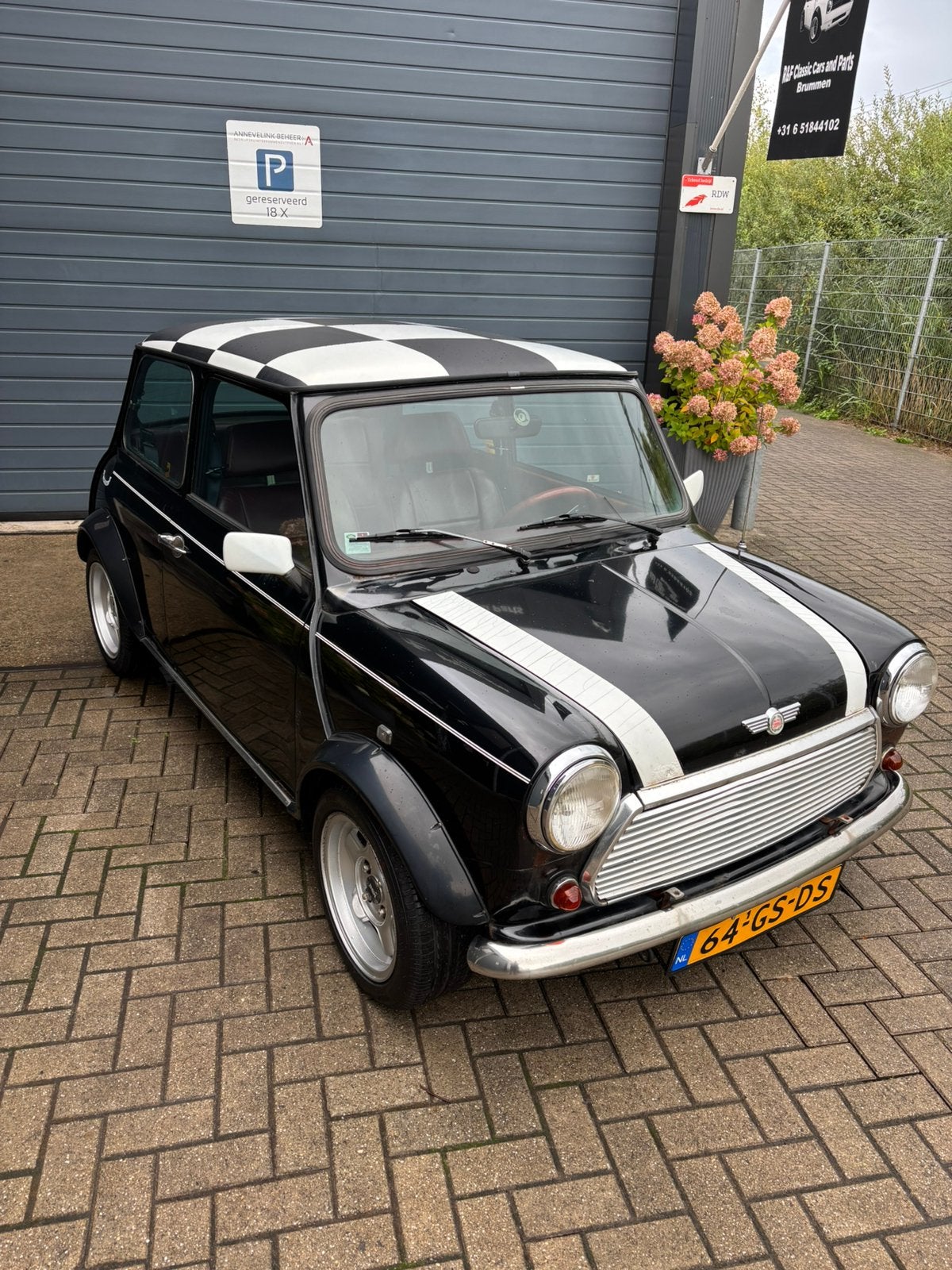 Classic mini cooper bouwjaar 1994, Voorwielaandrijving, 63 pk, 4 cilinders, Zwart