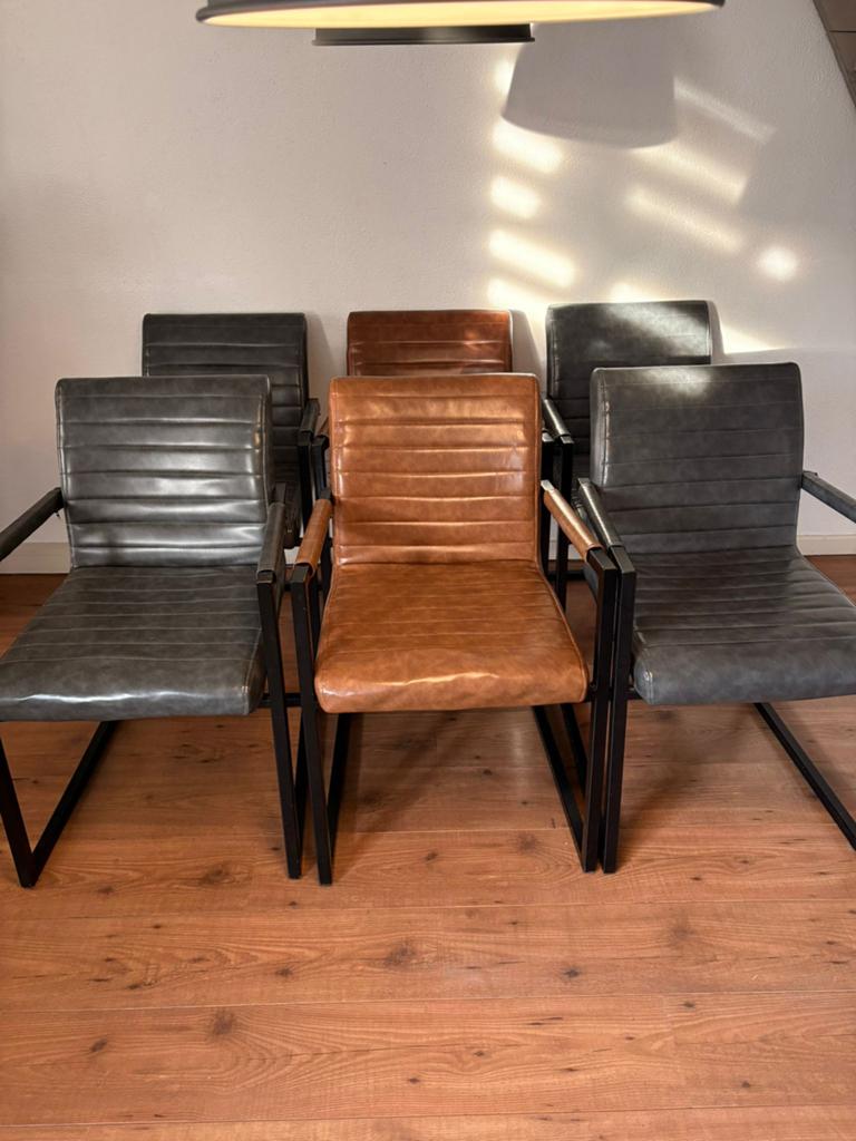 6 Industriele Eetkamerstoelen Grijs En Cognac, Huis en Inrichting, Ophalen, Gebruikt, 200 cm of meer, 50 tot 100 cm