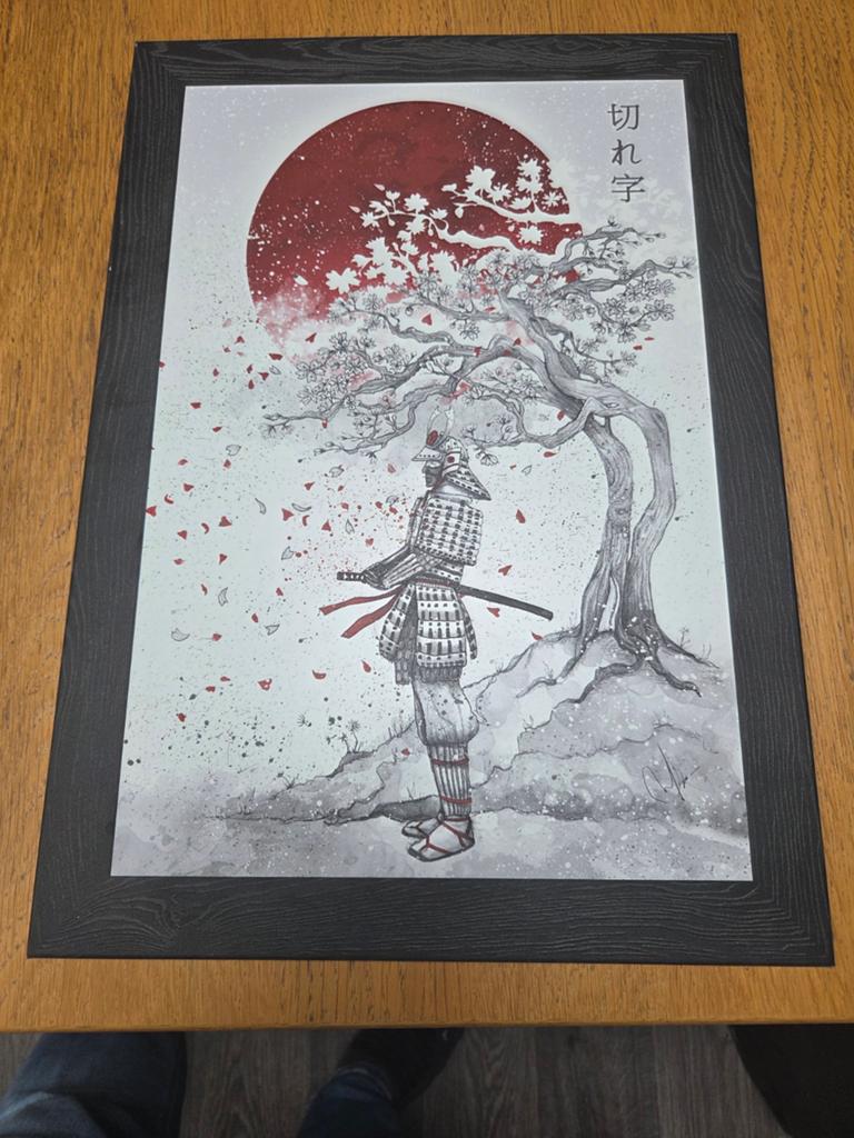 Displate Metal Poster Samurai Zwart Wit Rood 32x45cm, Verzenden, Gebruikt, Minder dan 50 cm, Print