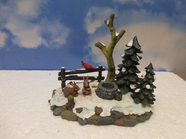 lemax Curious Bunnies kerstdorp konijnen scenery kersthuisje, Ophalen of Verzenden, Zo goed als nieuw
