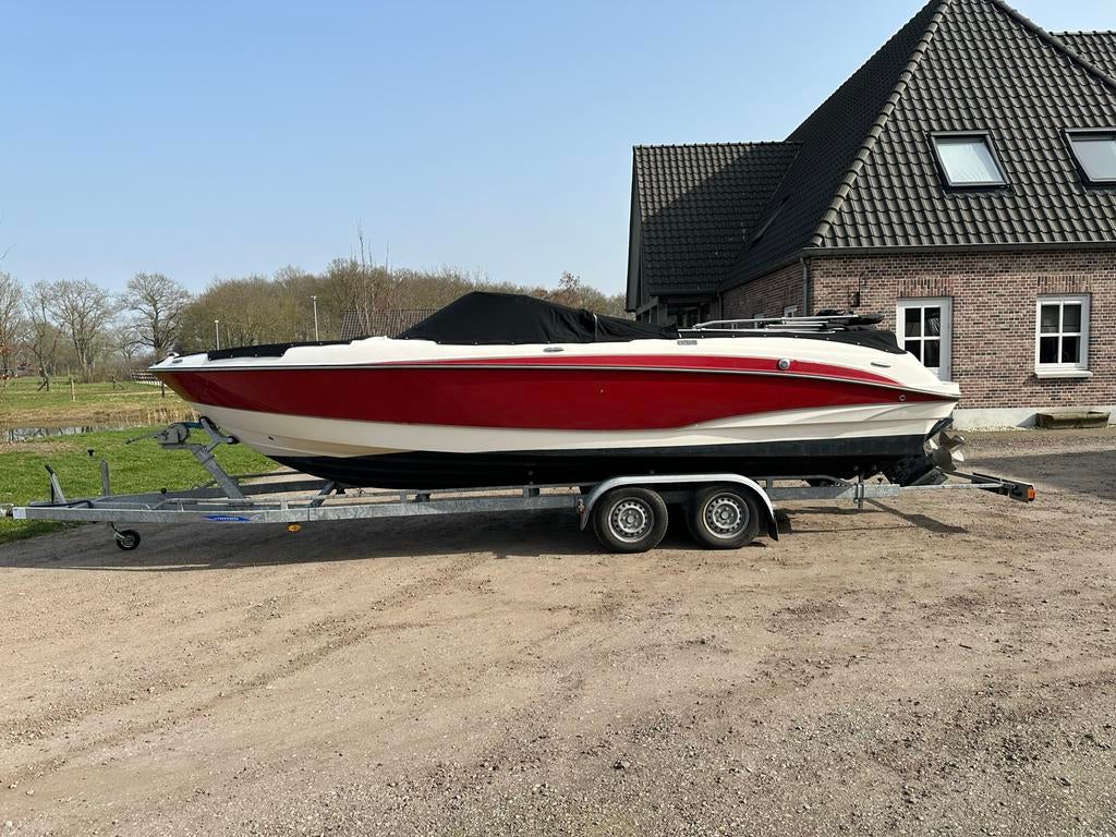 Bayliner 225 2009 - 300 PK, Watersport en Boten, Ophalen, Gebruikt, Binnenboordmotor, 6 meter of meer