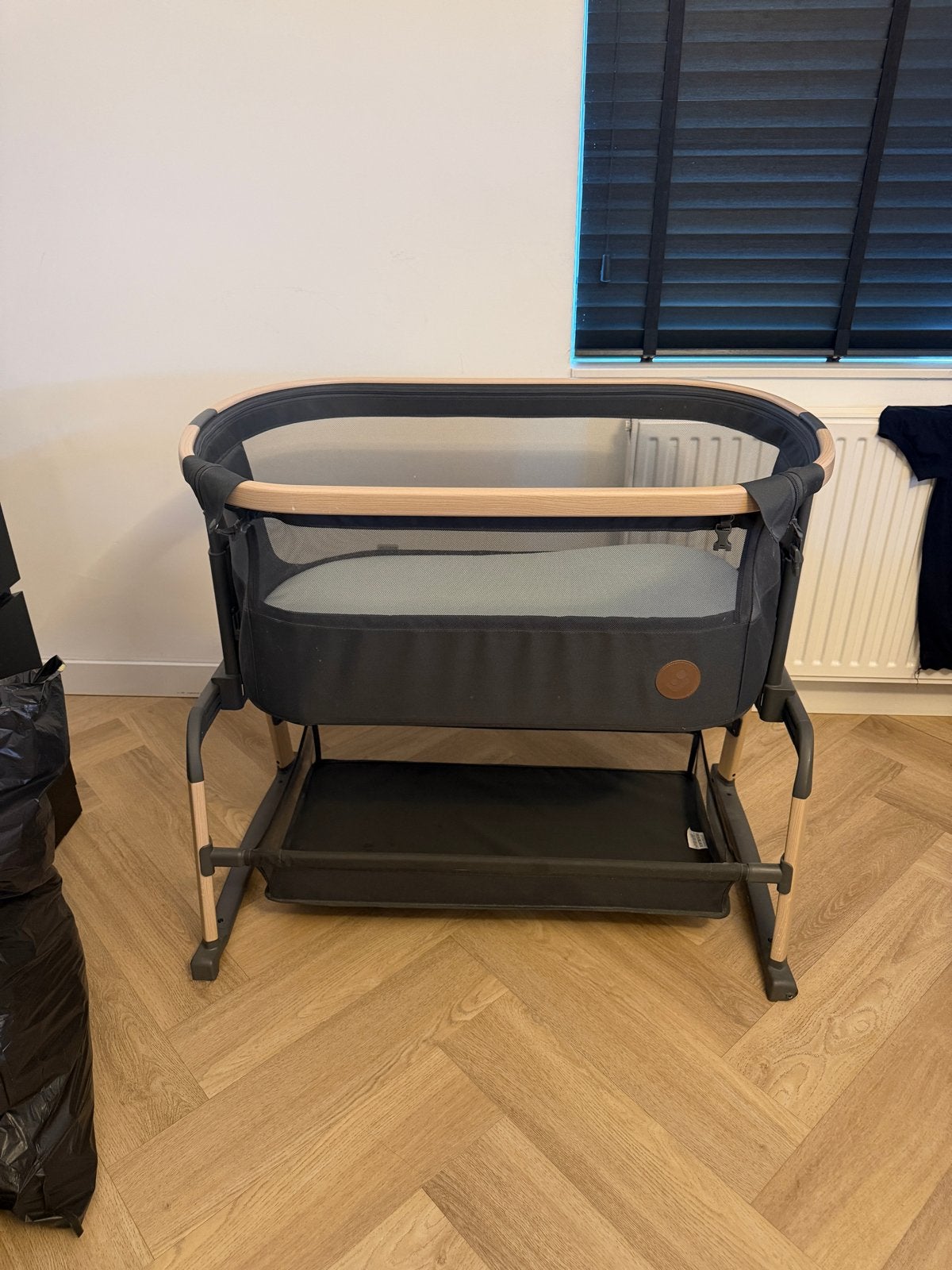 Maxi-Cosi Iora Air Co-sleeper Wieg - Beyond Graphite, Ophalen, Zo goed als nieuw, Wieg
