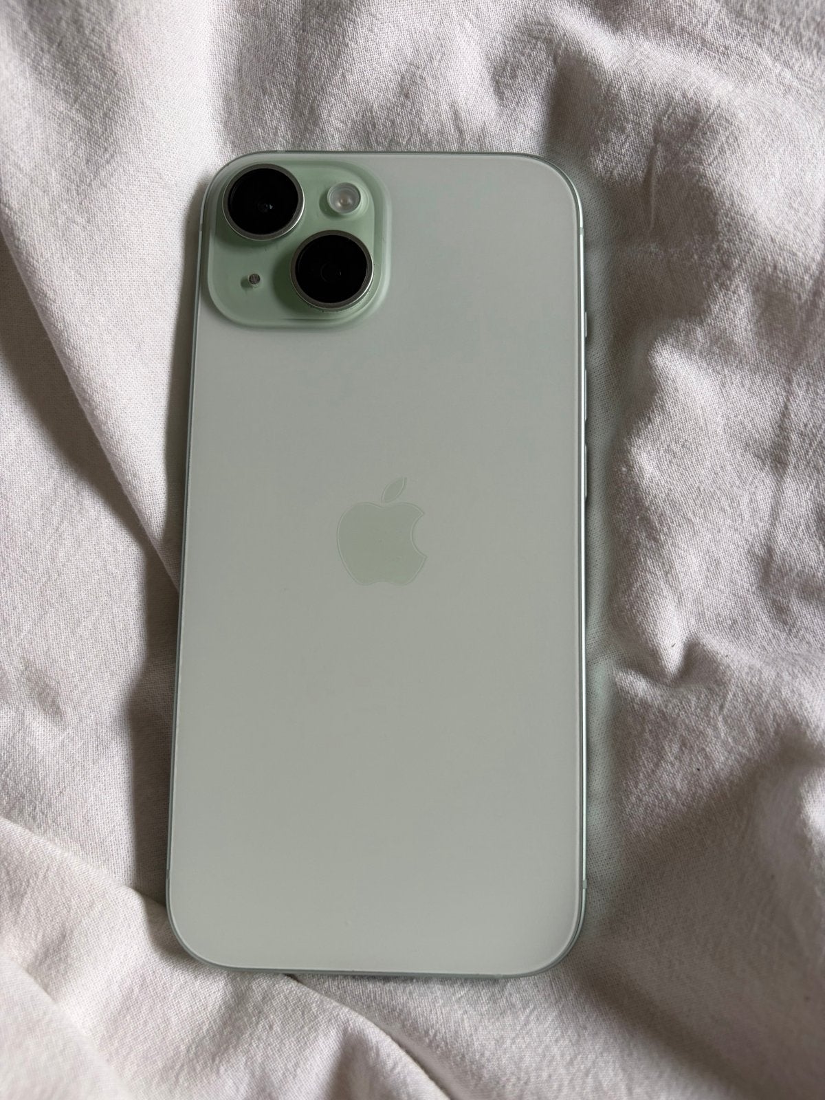 Zo goed als nieuwe iPhone 15 - 128 GB - Groen