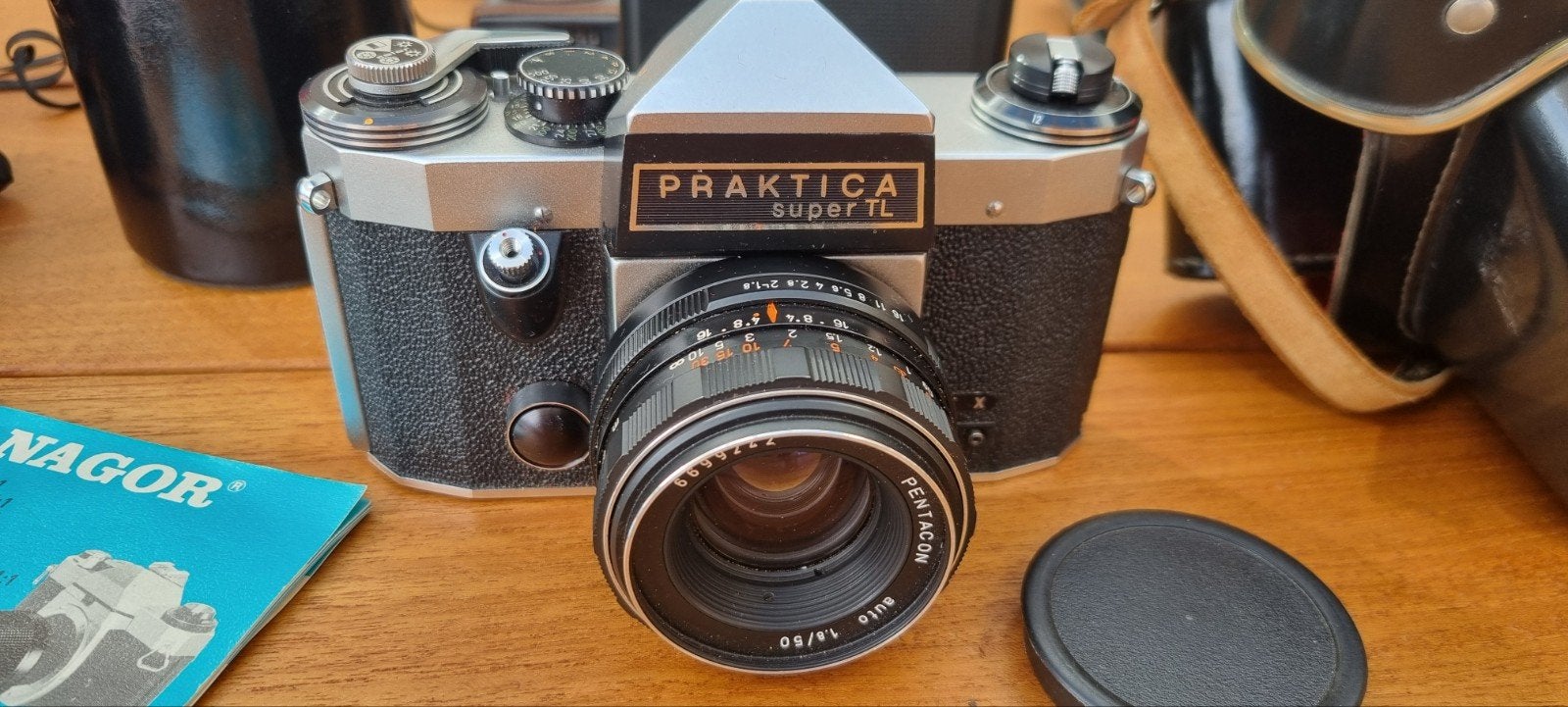 Praktica Super TL Spiegelreflexcamera Complete Set, Ophalen of Verzenden, Zo goed als nieuw, Spiegelreflex, Overige Merken