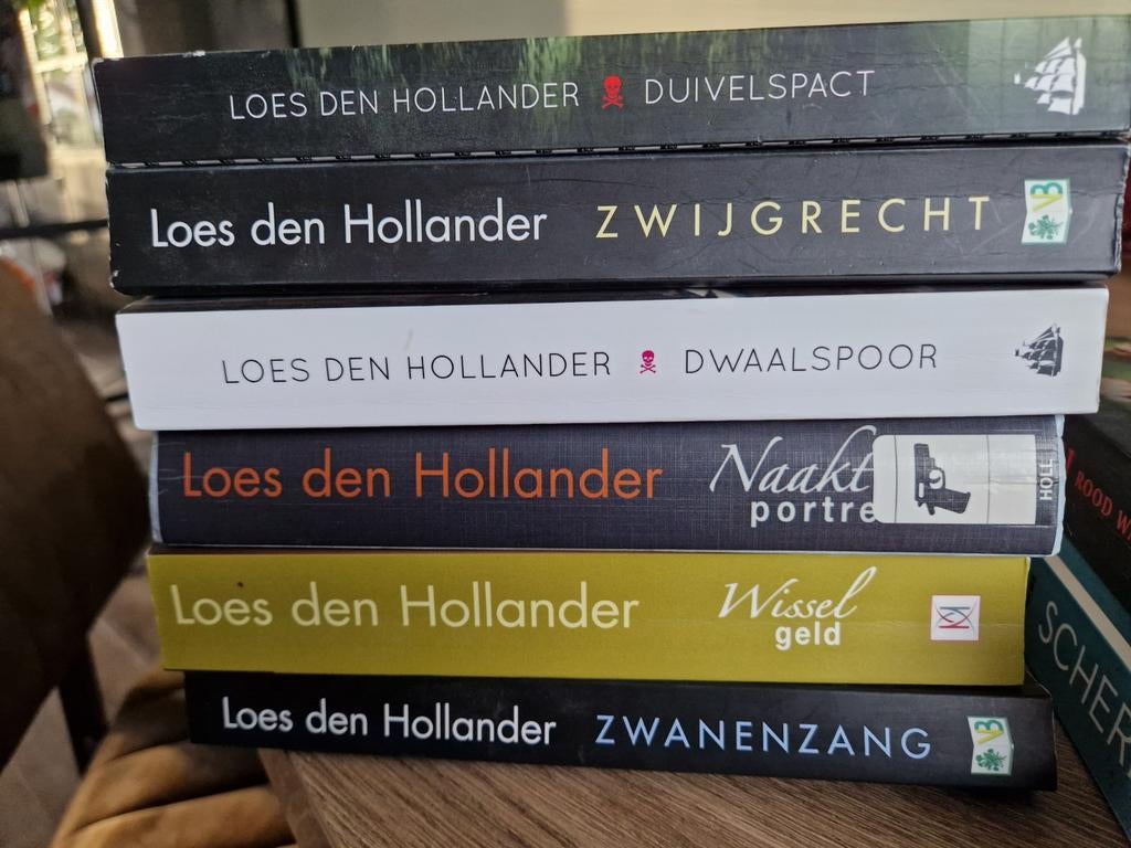 6 x 6 x Loes den Hollander, Ophalen of Verzenden, Zo goed als nieuw, Loes den Hollander