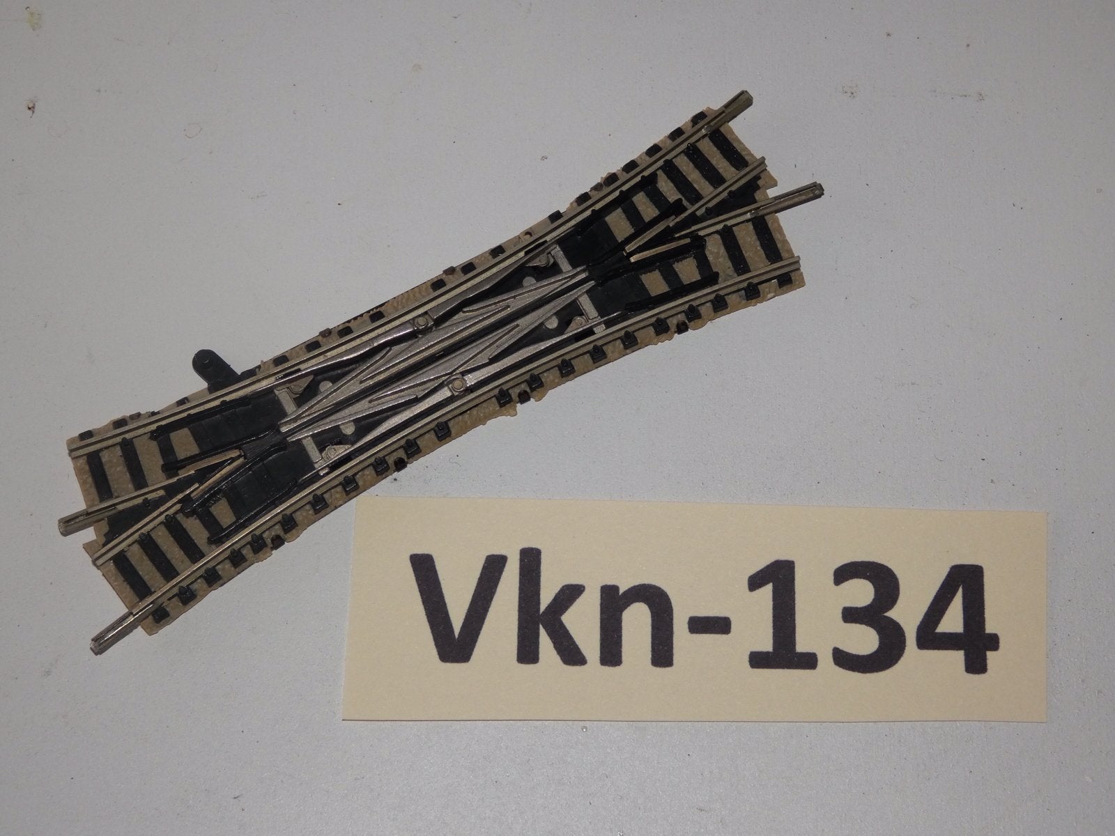 Vk-134 N Spoor Engelse Wissel 9166 Fleischmann Piccolo LB, Hobby en Vrije tijd, Modeltreinen | N-Spoor, Gebruikt, Gelijkstroom