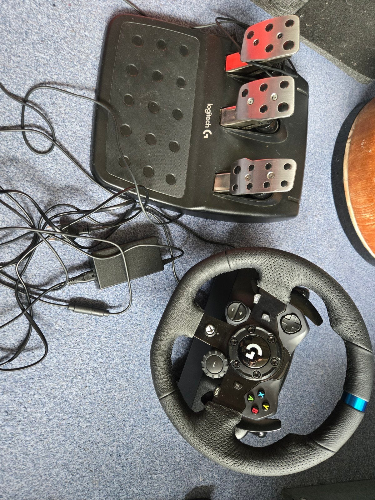 Logitech G923 Racestuur voor Xbox en PC - Perfecte staat, Ophalen, Racestuur, Force feedback, Zo goed als nieuw