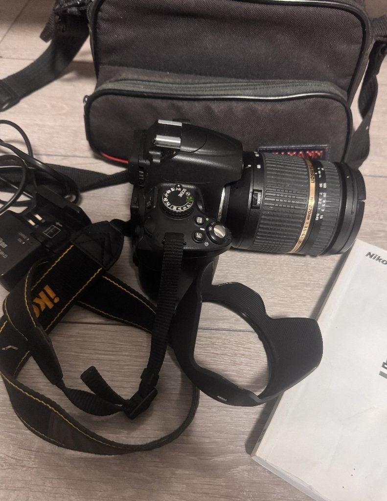 Nikon D5000 Spiegelreflexcamera met lens,, Ophalen, Zo goed als nieuw, Nikon