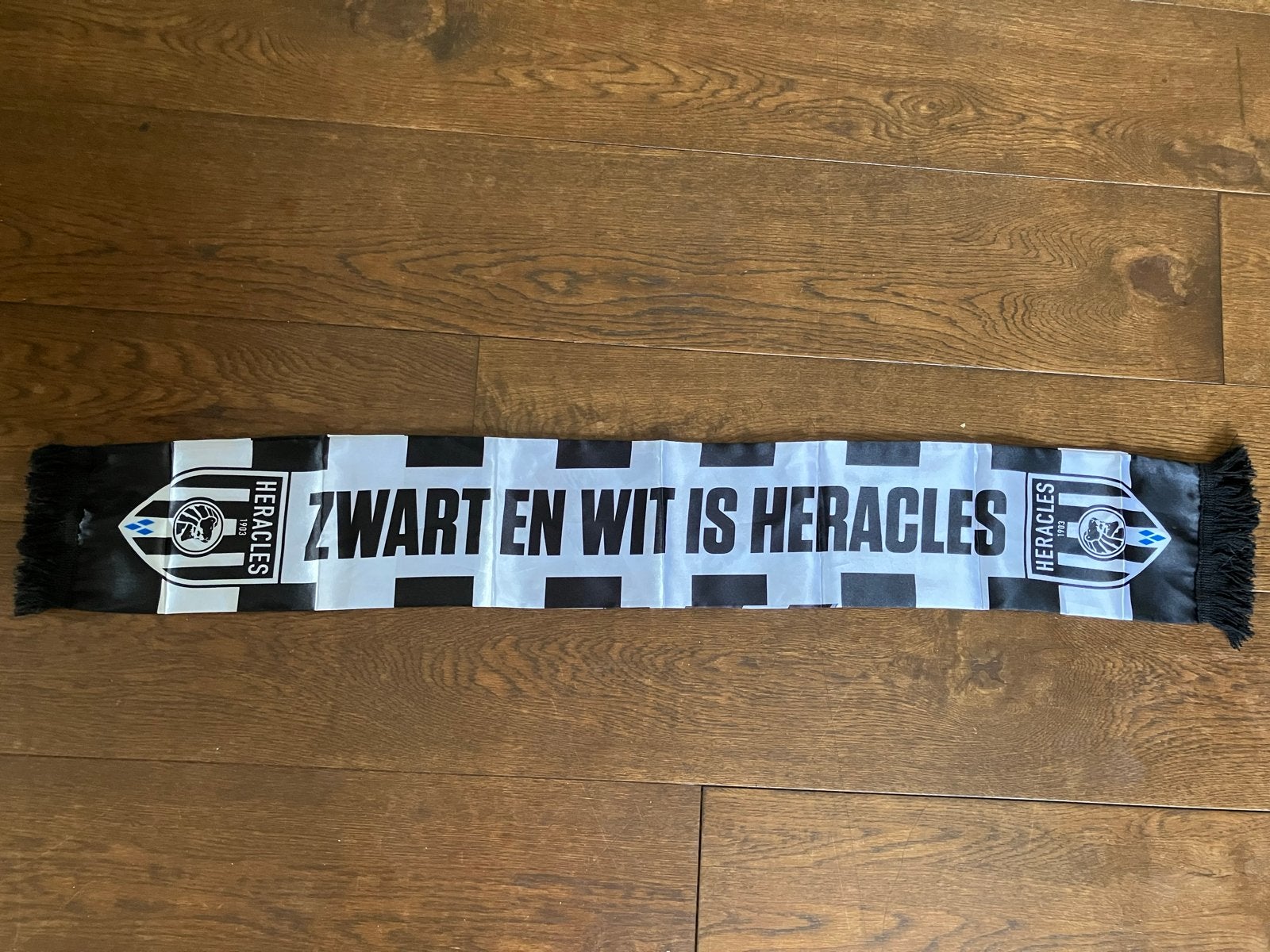 Heracles sjaal - Zwart en wit is Heracles - 108 cm, Ophalen of Verzenden, Nieuw, Clubaccessoires