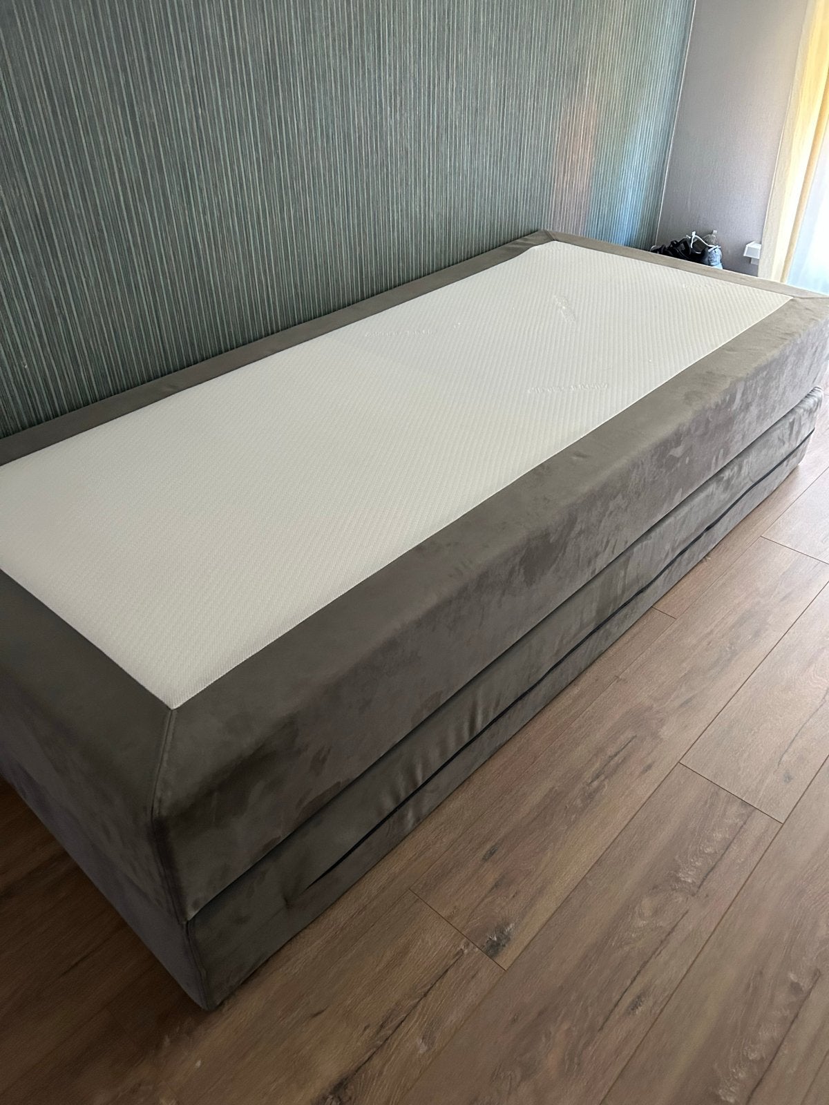 2 Swiss Sense boxspring matrassen 90x200 cm, Ophalen, 90 cm, Eenpersoons, Zo goed als nieuw