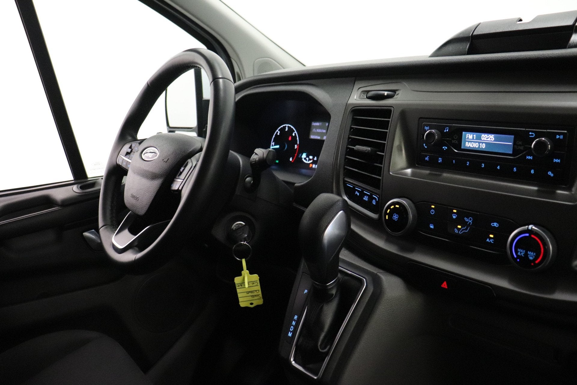 Ford Transit Custom 2.0 TDCI 130PK Automaat EURO 6 - Airco -, Stof, 4 cilinders, Bluetooth, Wit