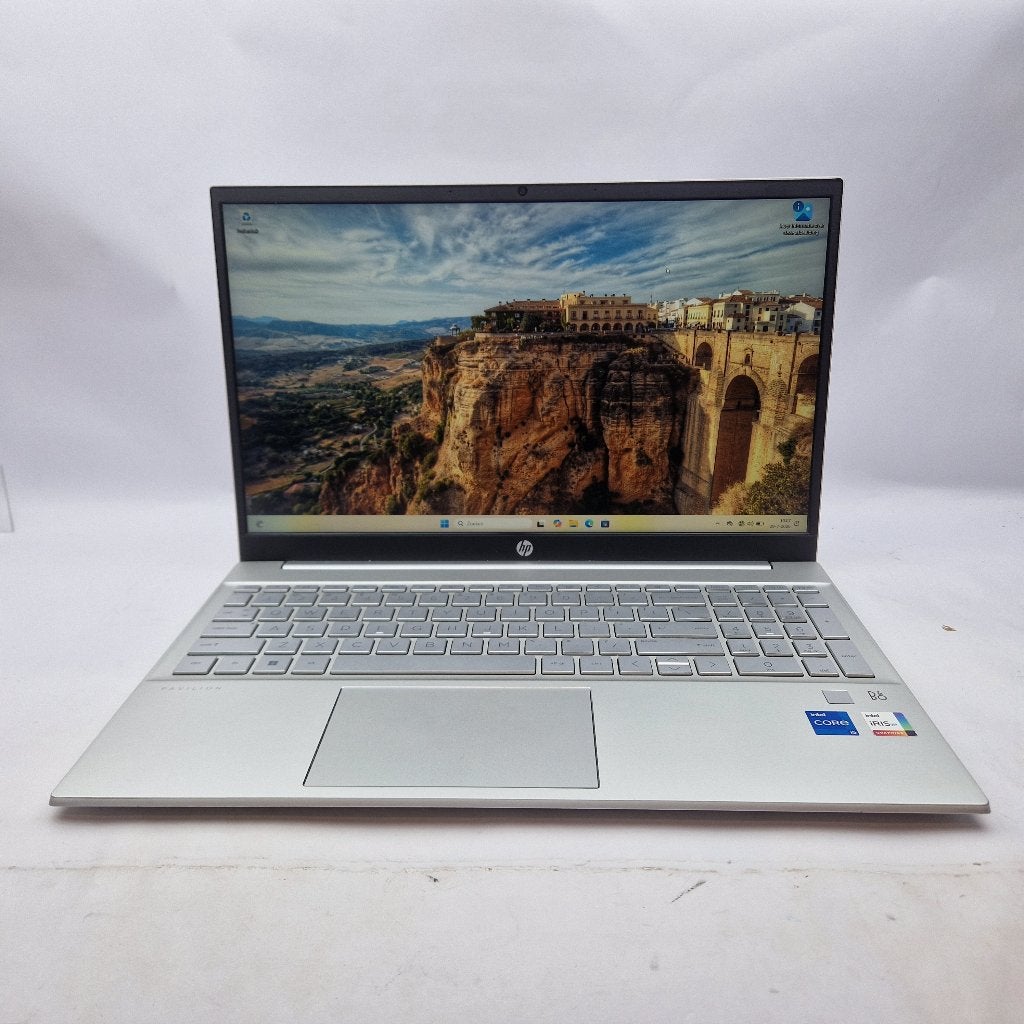 hp pavilion 15-eg2xxx laptop || Nu voor maar € 374.99, Ophalen of Verzenden, 15 inch, Aktetas
