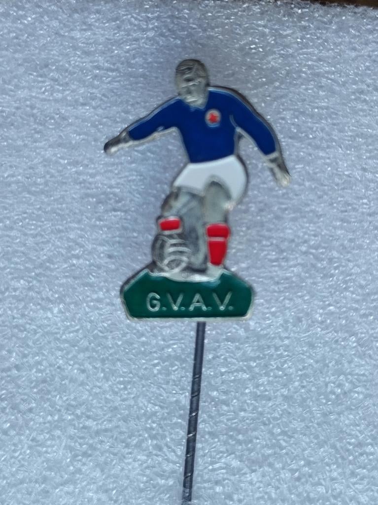 speldje voetballer, GVAV, voetbal, sport (Groningen), Ophalen of Verzenden, Gebruikt, Sport, Speldje of Pin