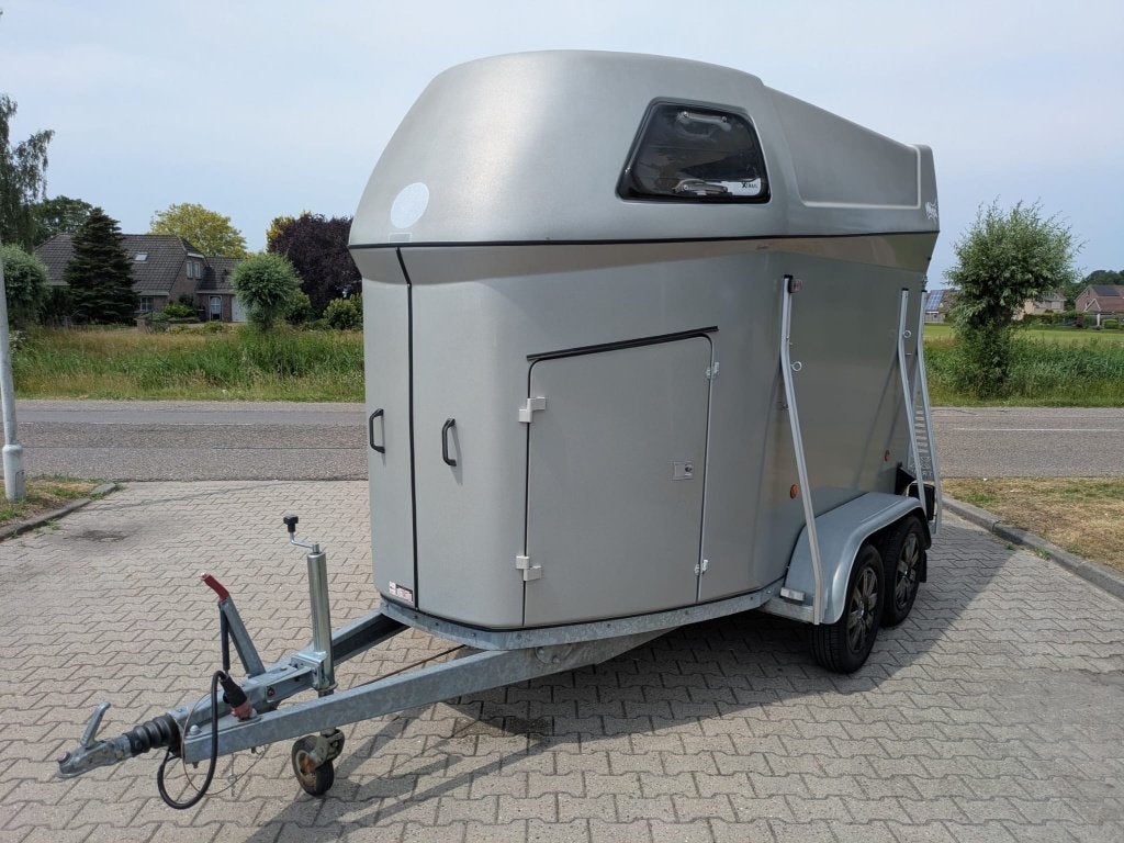 XXTrail Maxx 2 paards trailer - alu vloer met zadelkamer, Dieren en Toebehoren, Paarden en Pony's | Trailers en Aanhangwagens