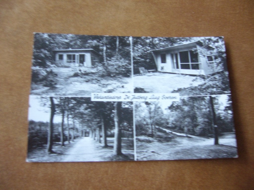 LAAG SOEREN  =  4 LUIK VAN VAKANTIEDORP DE JUTBERG, Verzamelen, Ansichtkaarten | Nederland, Ophalen of Verzenden, 1940 tot 1960