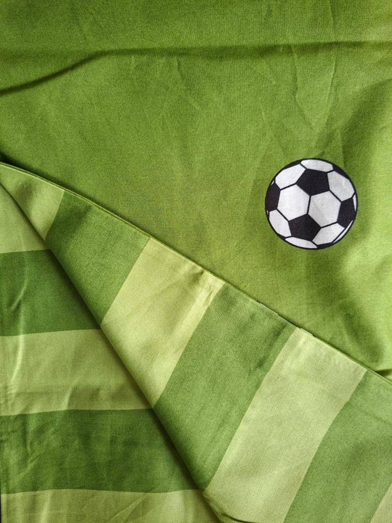 Kinder voetbal dekbedovertrek (2), Ophalen, Jongetje of Meisje, Dekbedovertrek, Nieuw