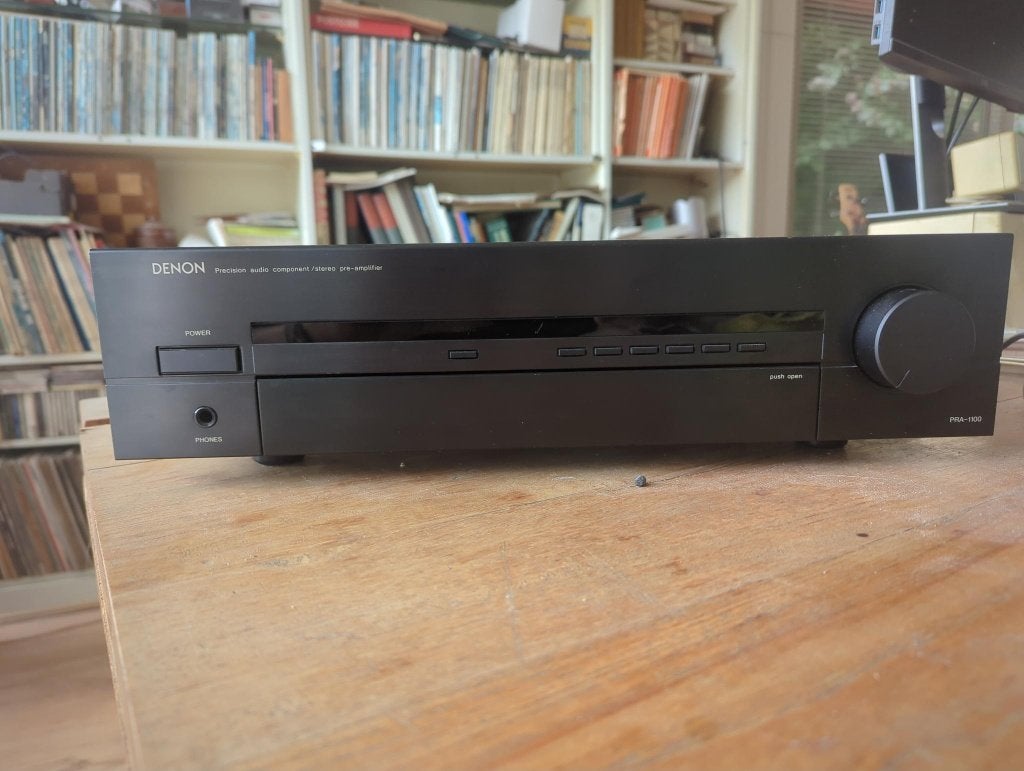 Denon PRA 1100 pre-amp, Ophalen, Zo goed als nieuw, 120 watt of meer, Denon