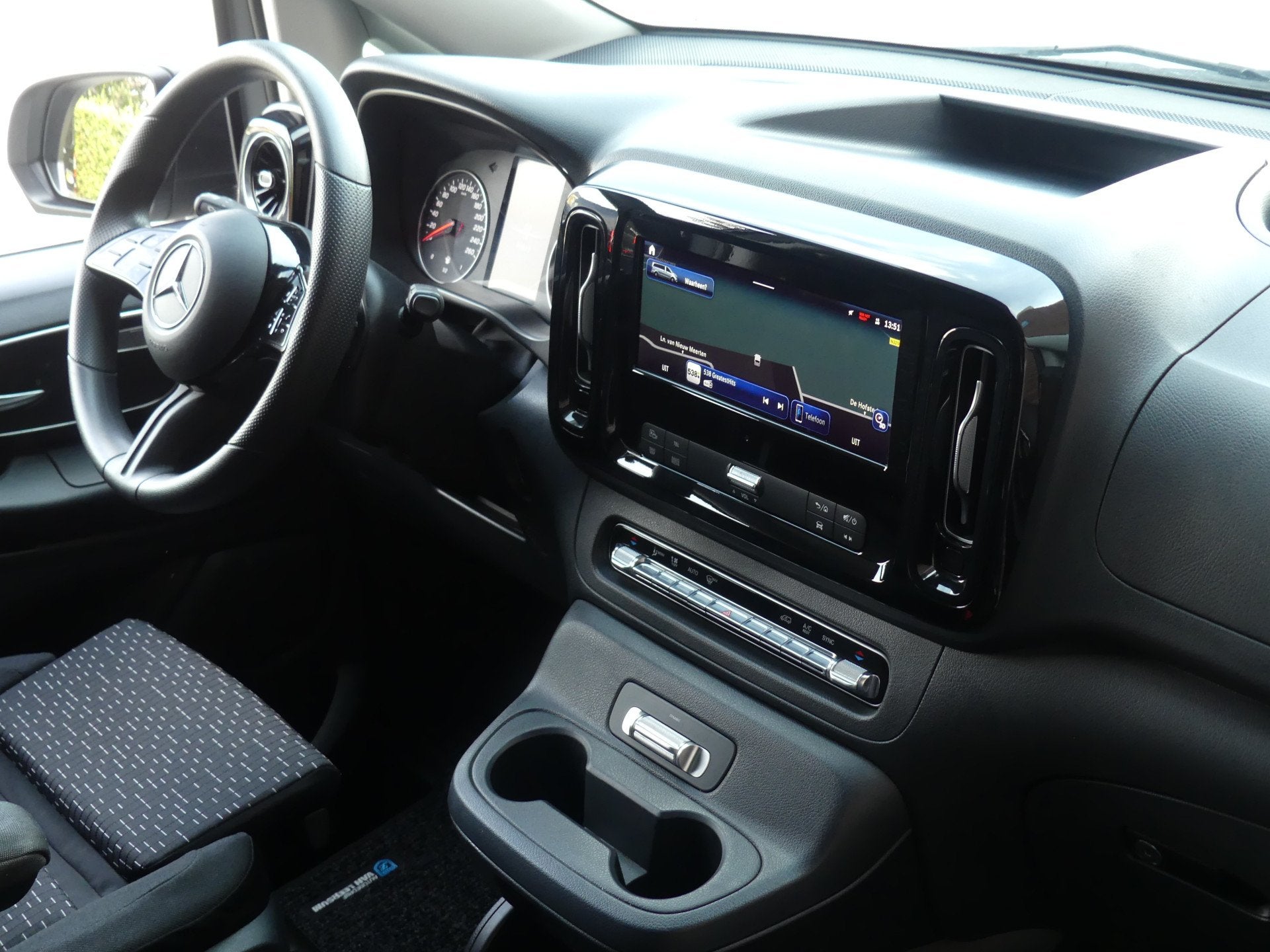 Mercedes-Benz Vito 119 CDI LANG PDC/Camera/LED/Navigatie, Automaat, Dealer onderhouden, Gebruikt, Euro 6