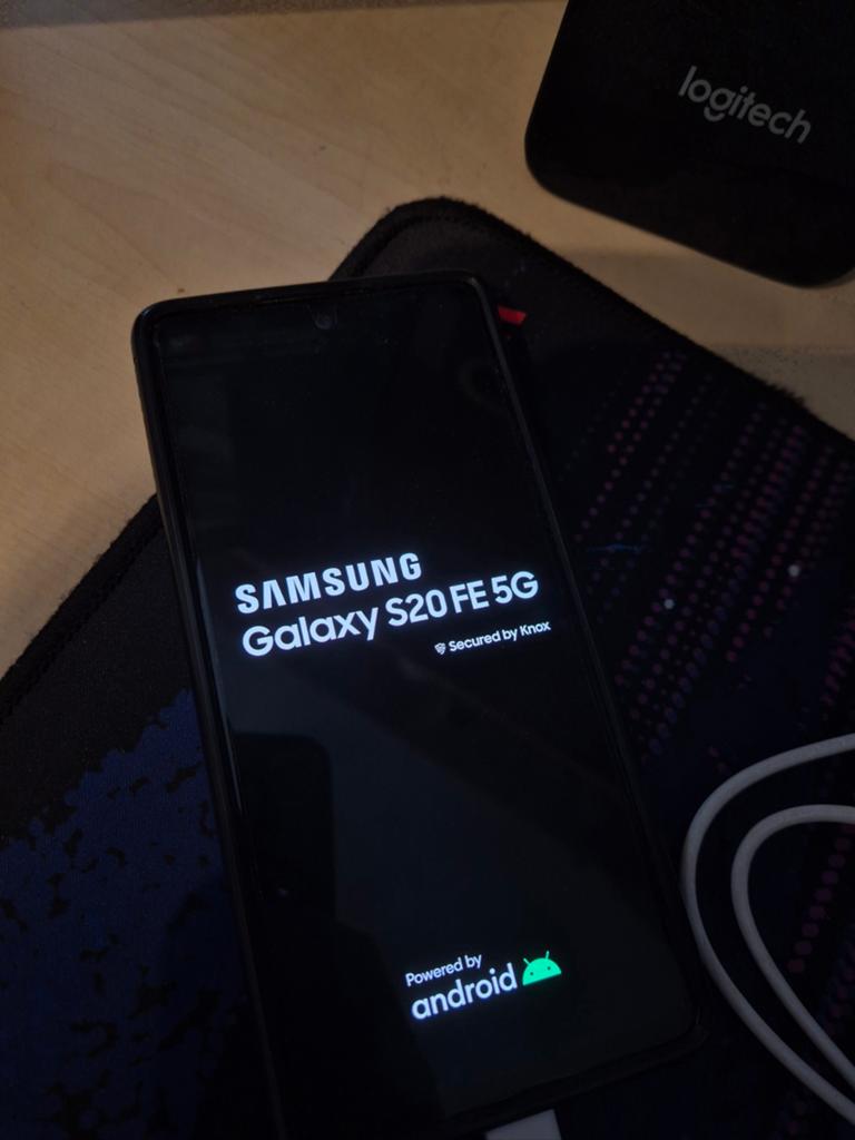 Samsung Galaxy S20 FE, Telecommunicatie, Mobiele telefoons | Samsung, Gebruikt, Galaxy S20, Blauw, Touchscreen