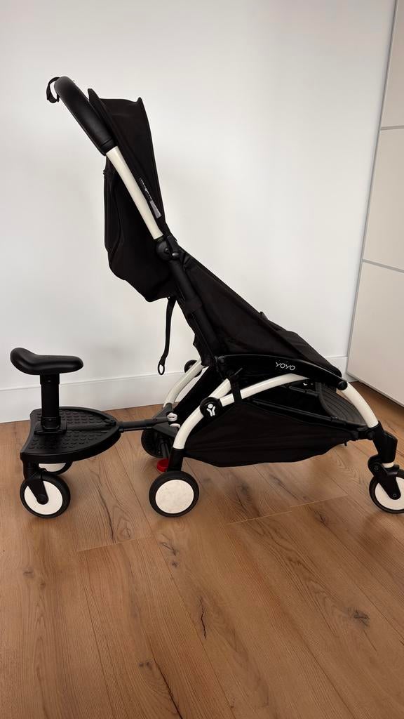 Babyzen Buggy Yoyo² Zwart/Wit met Meerijdplankje, Ophalen, Zo goed als nieuw, Overige merken, Zonnekap