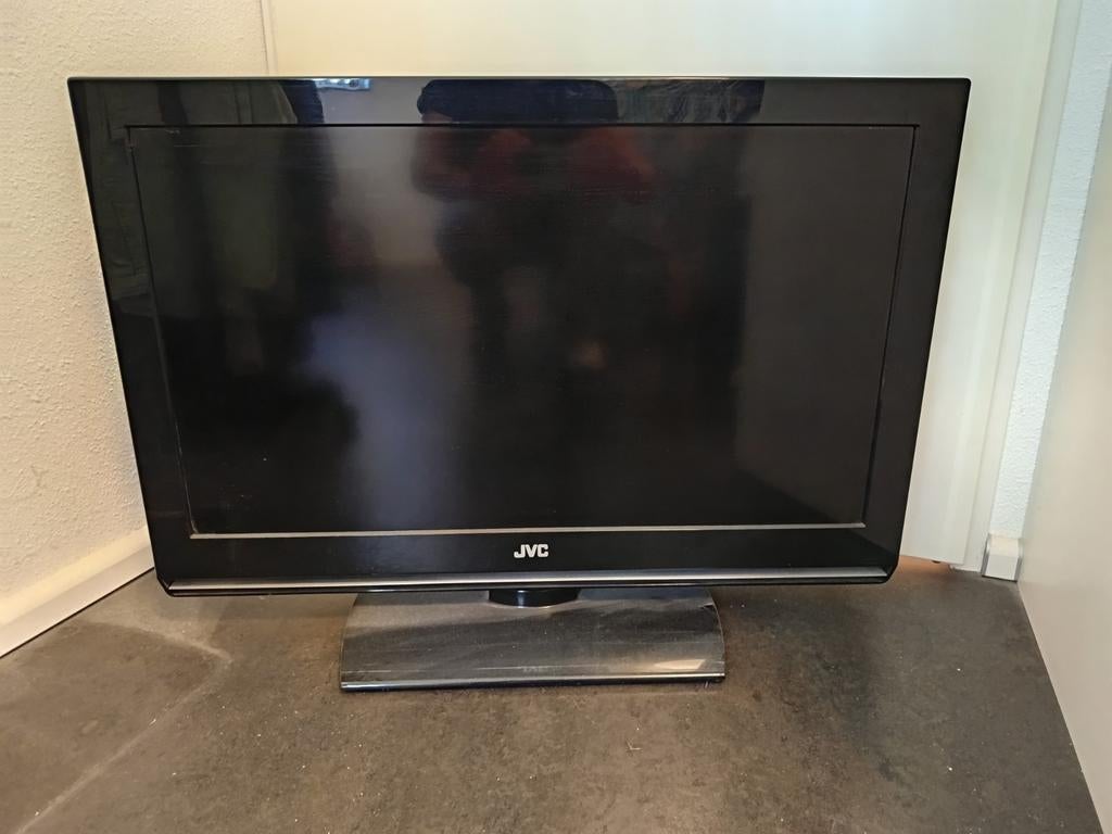 JVC breedbeeld LCD televisie 32 inch, Gebruikt, 120 Hz, 80 tot 100 cm, Ophalen