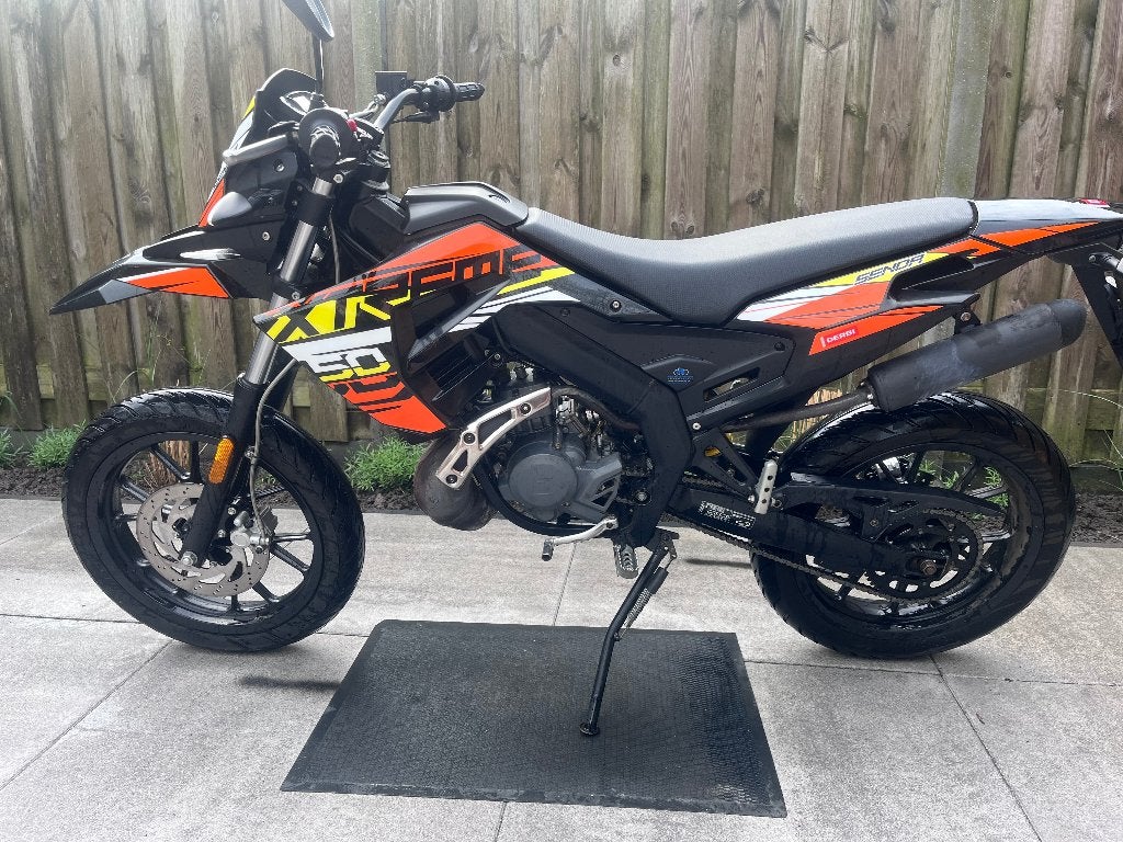 derbi senda xtreme, Ophalen, 6 versnellingen, Gebruikt, Maximaal 45 km/u